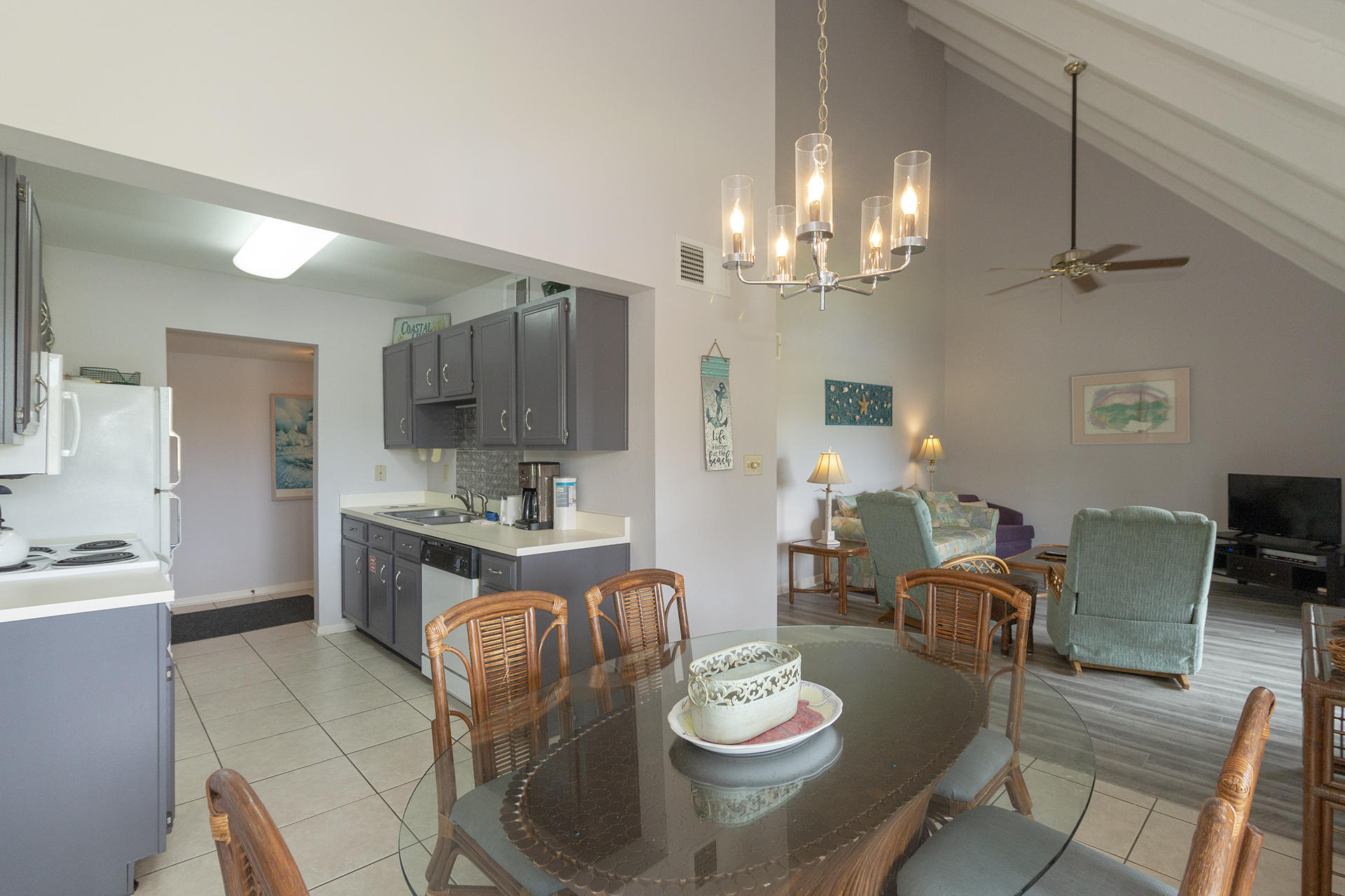 SEASCAPE CONDO GARDEN VILLA - Residential