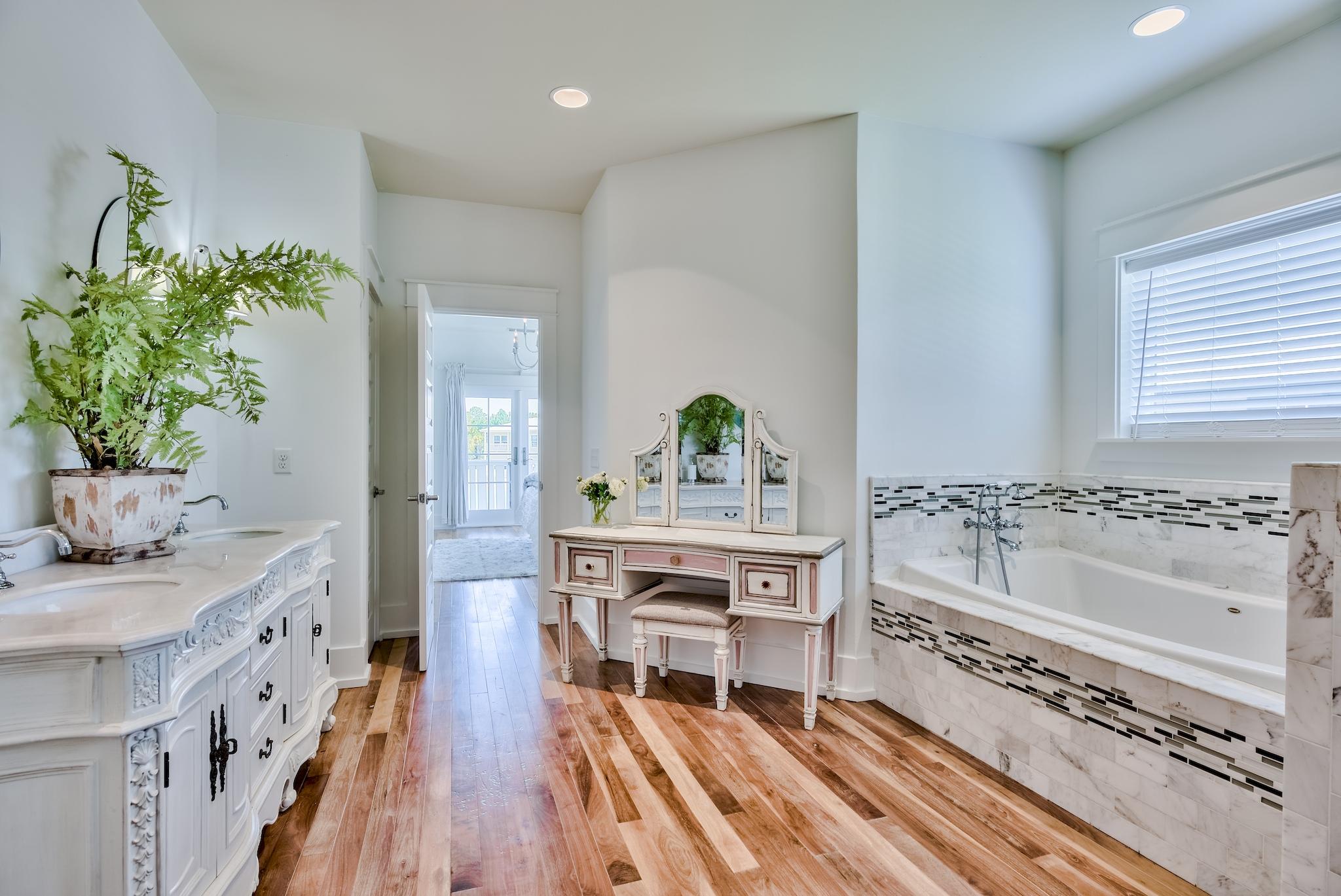 CYPRESS BREEZE PLANTATION - Residential