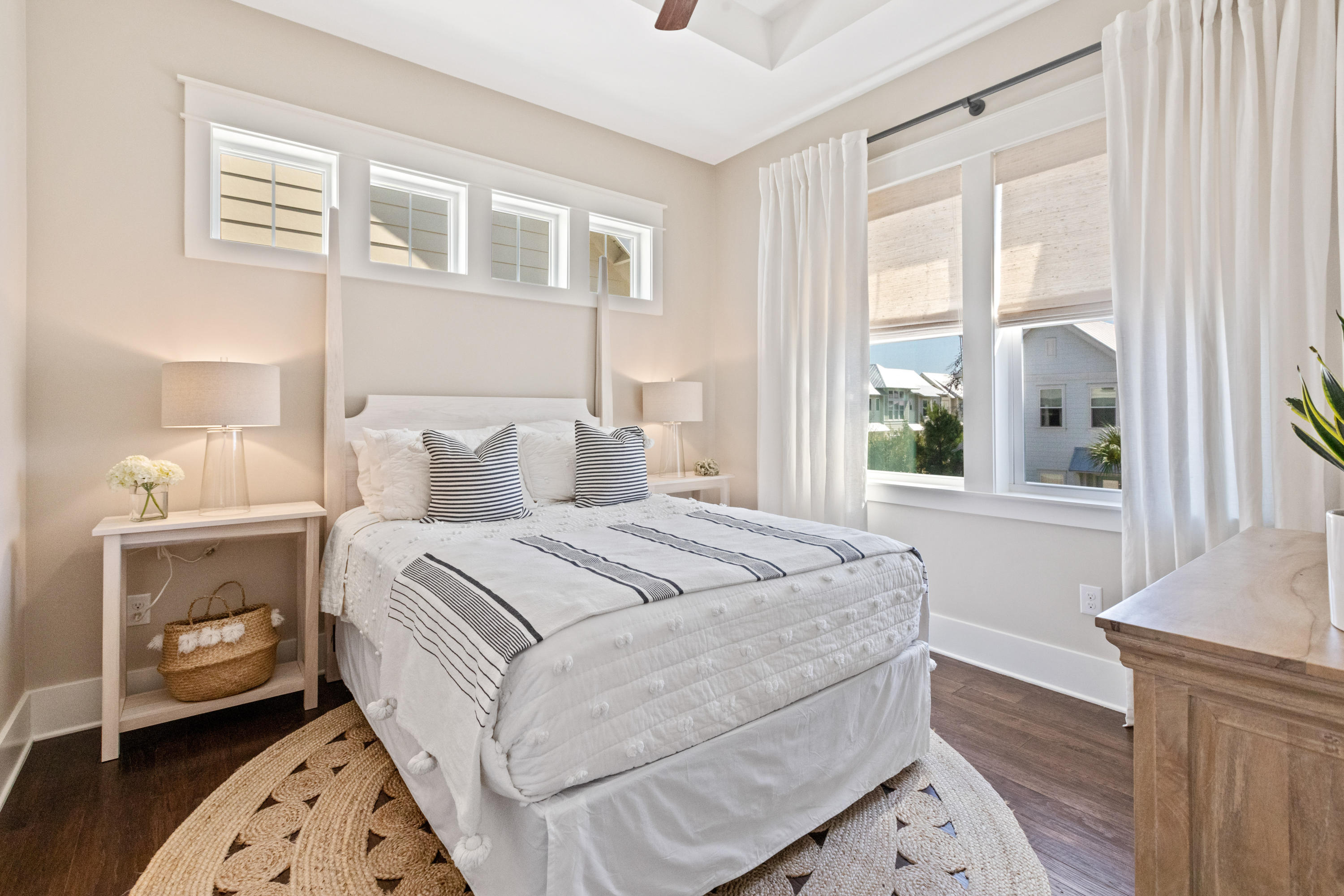 Prominence Triplex - Residential