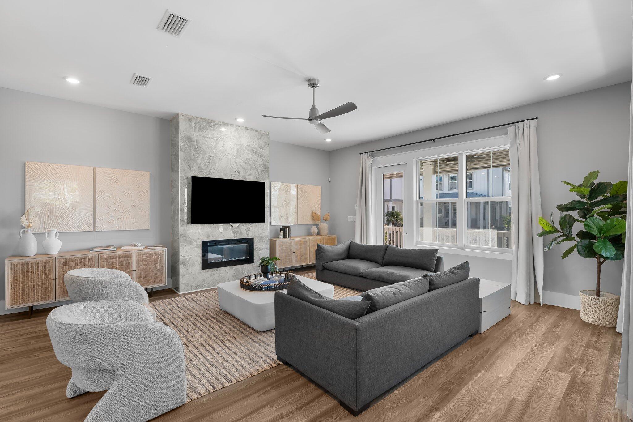 34 W Majestic Palm Drive