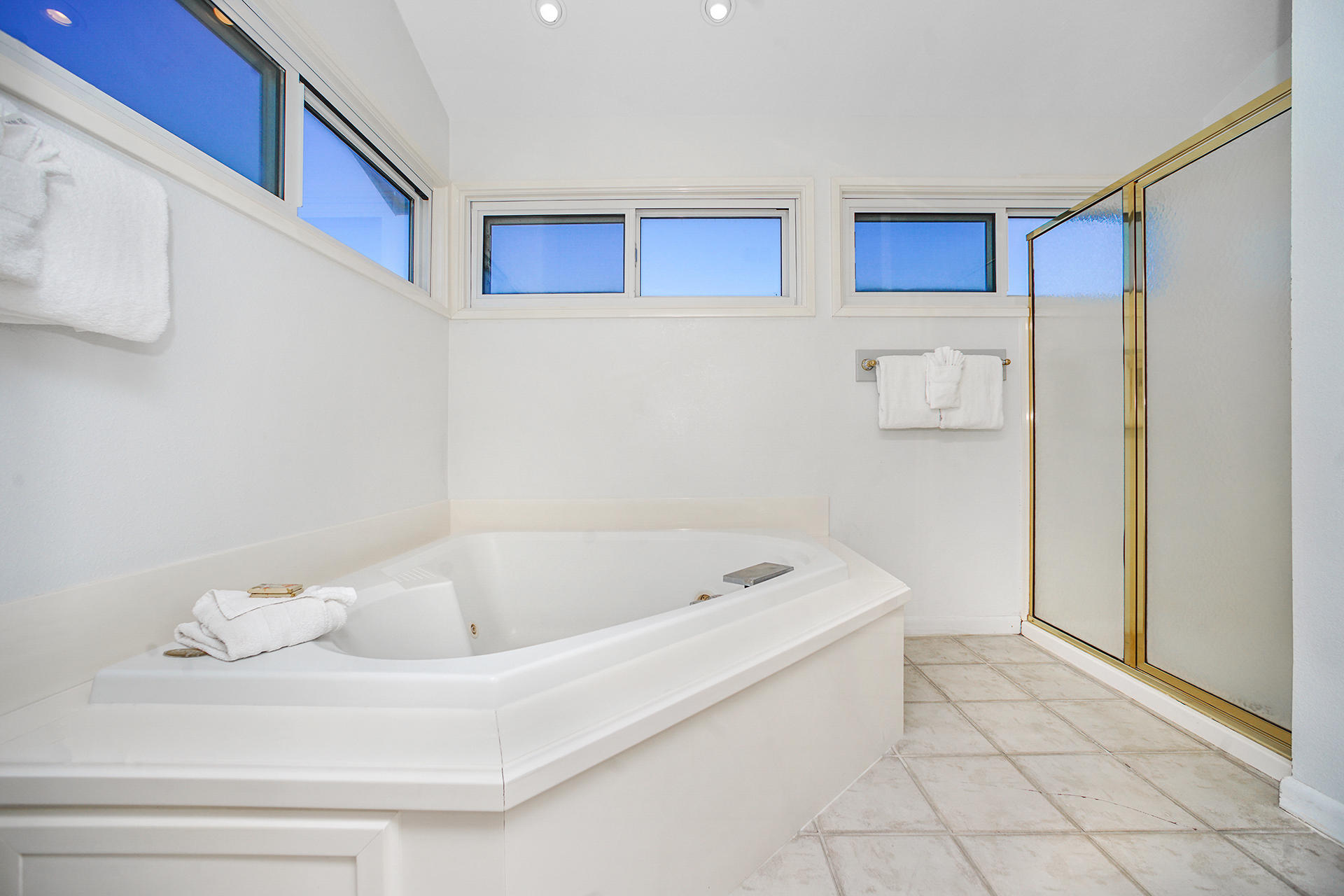 CABANA CLUB CONDO - Residential
