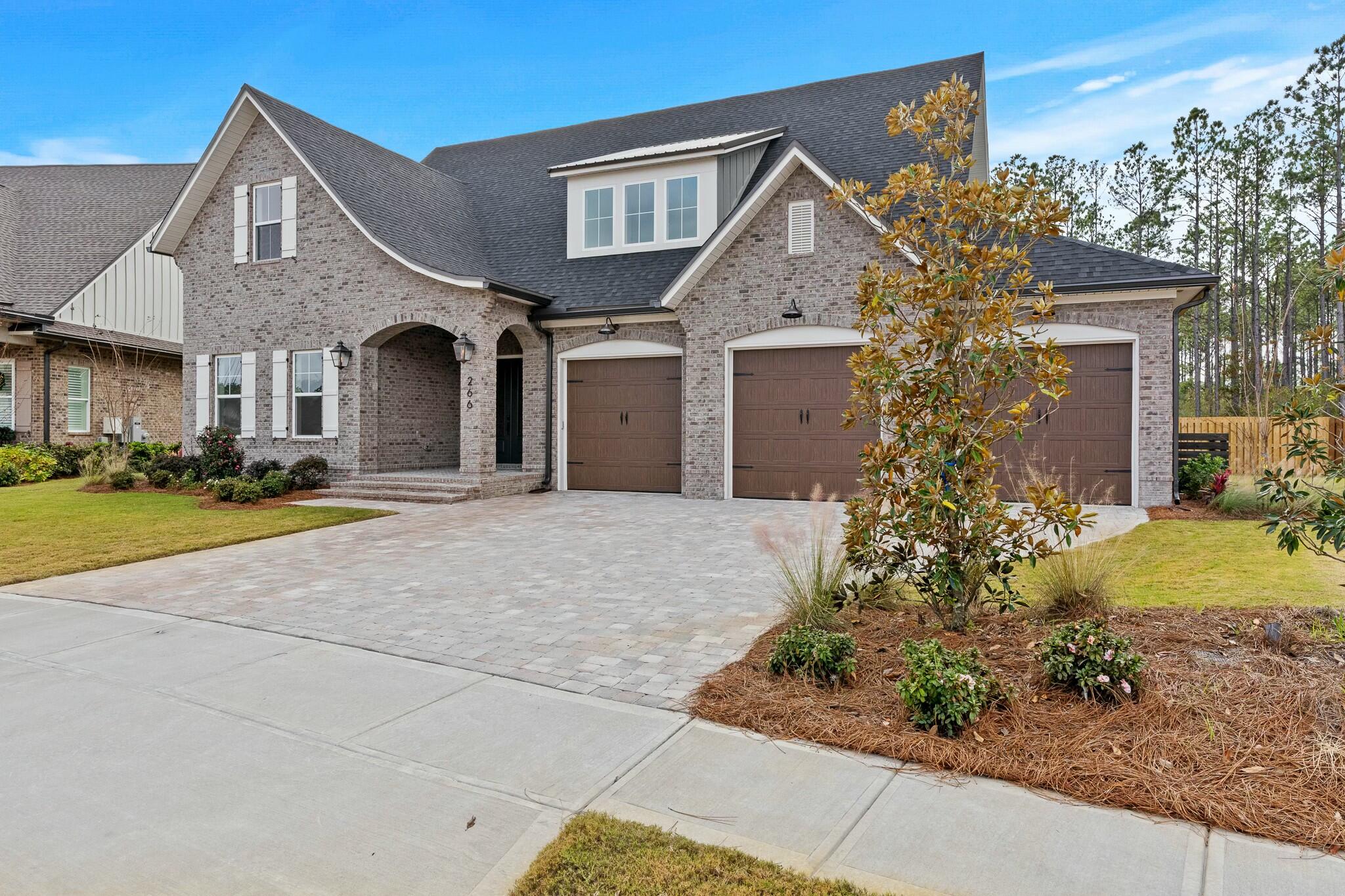 HAMMOCK BAY - Residential