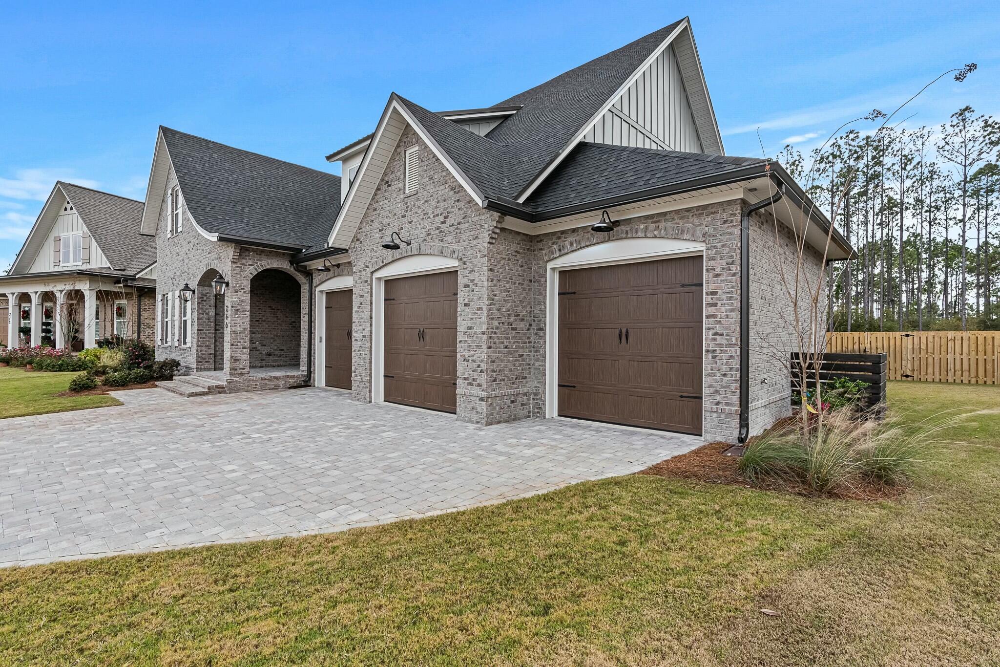 HAMMOCK BAY - Residential