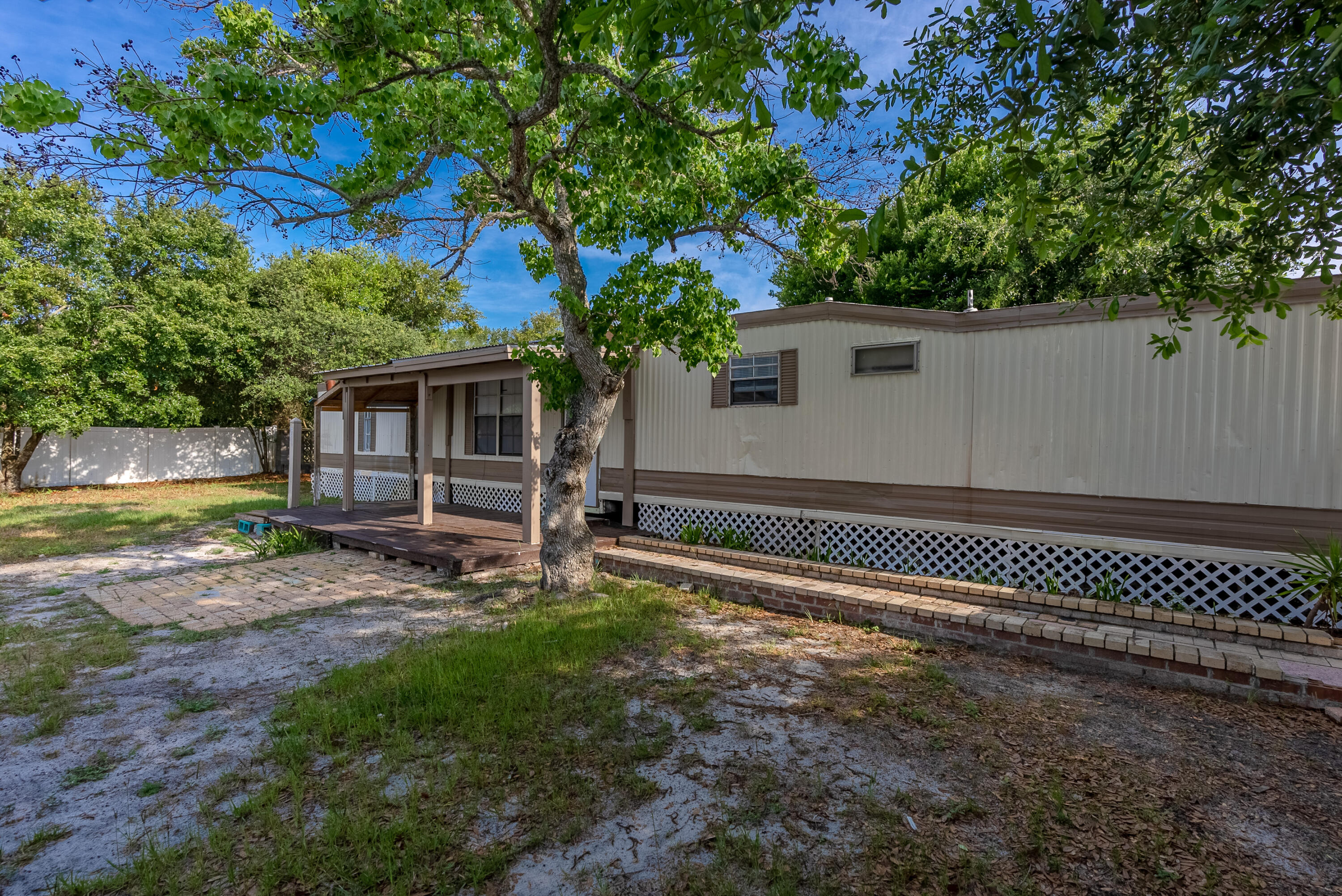 LAGUNA BEACH - Residential