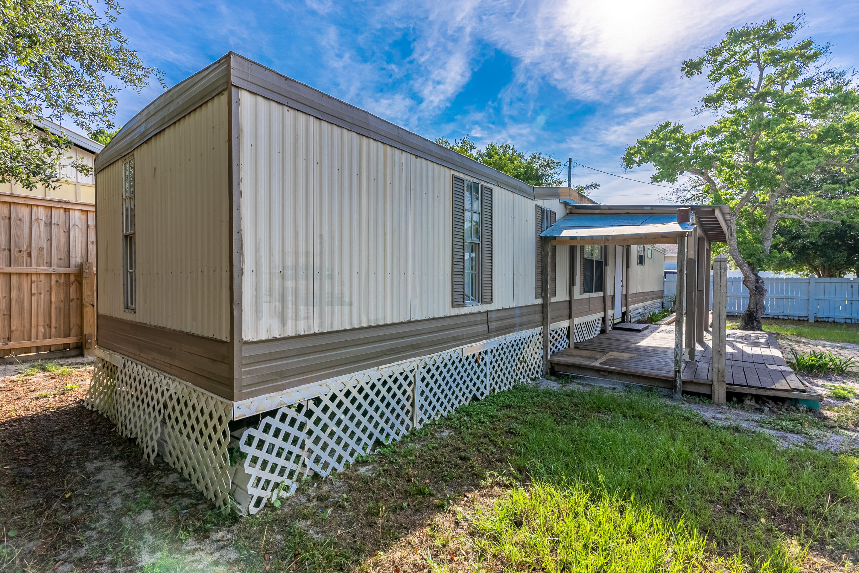 LAGUNA BEACH - Residential