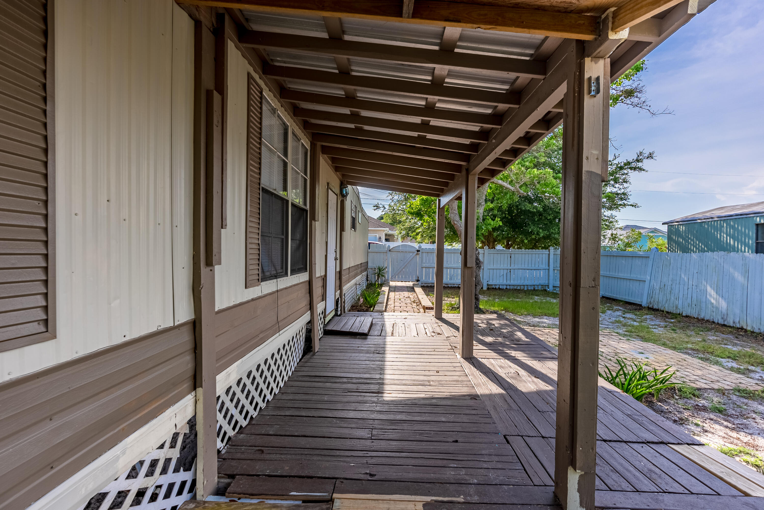 LAGUNA BEACH - Residential