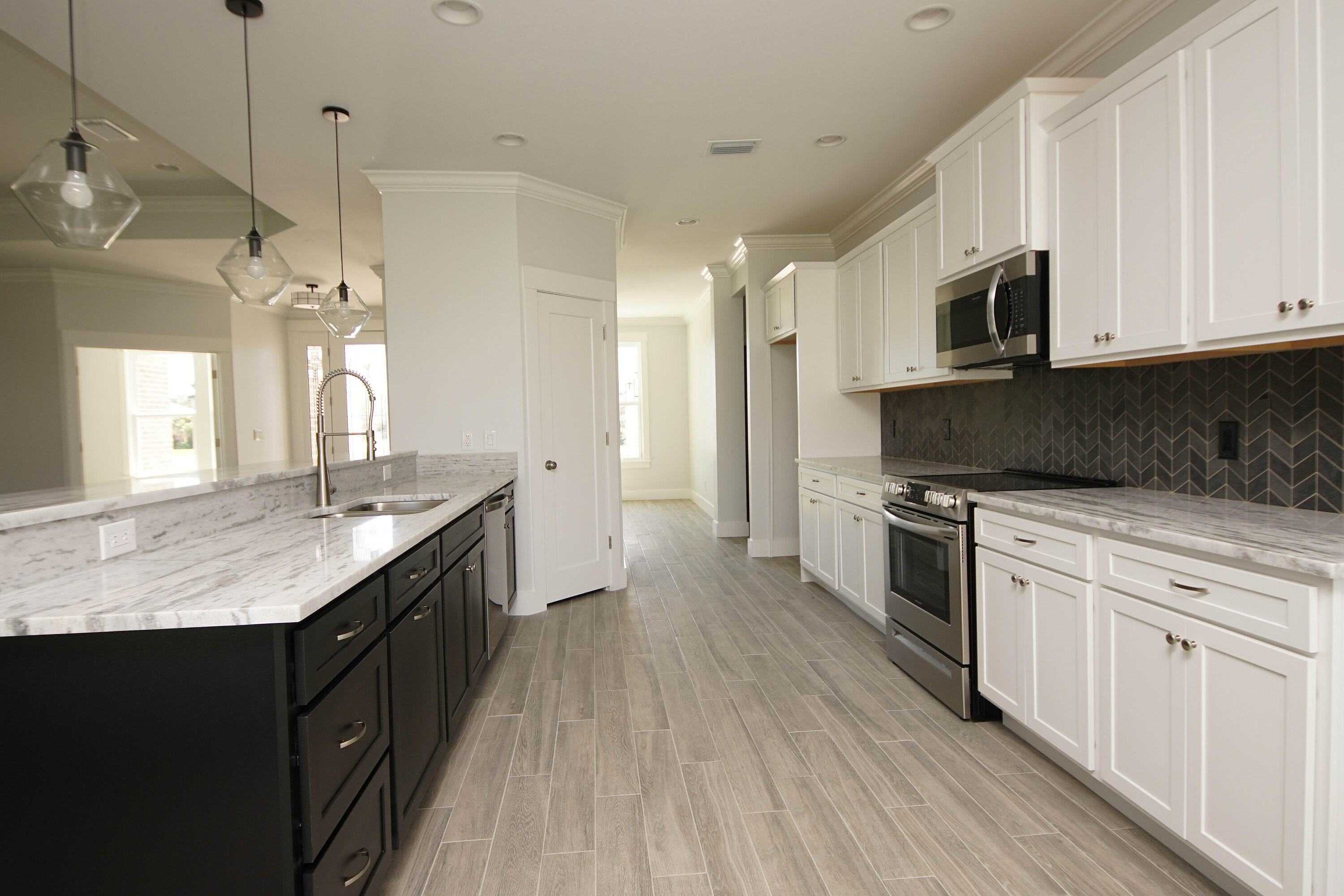 HERITAGE PARK - Residential