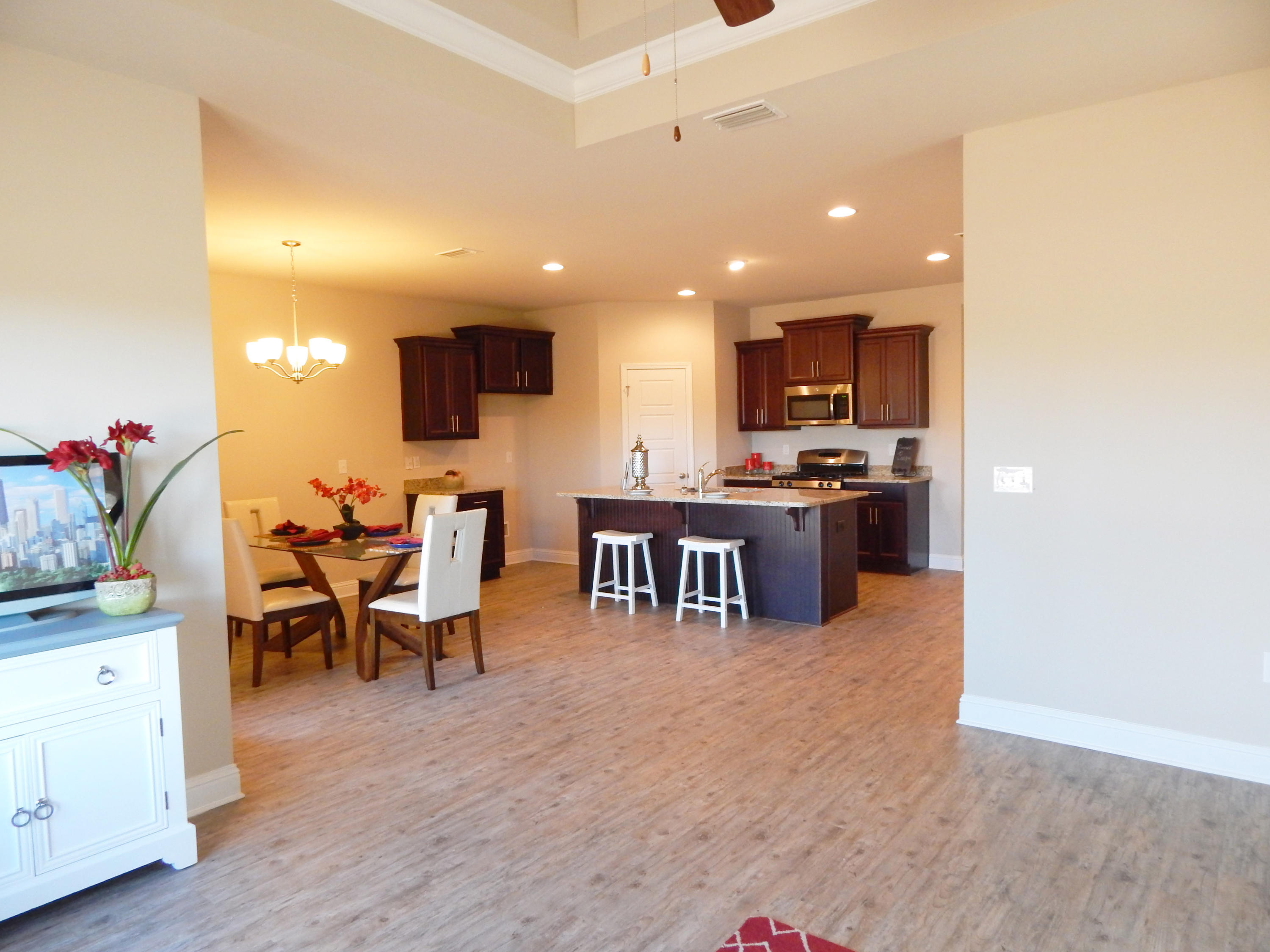 HAMMOCK BAY - Residential