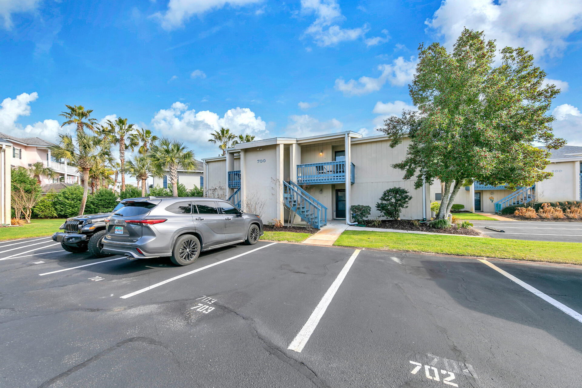 CHATEAU LA MER CONDO 2 - Residential