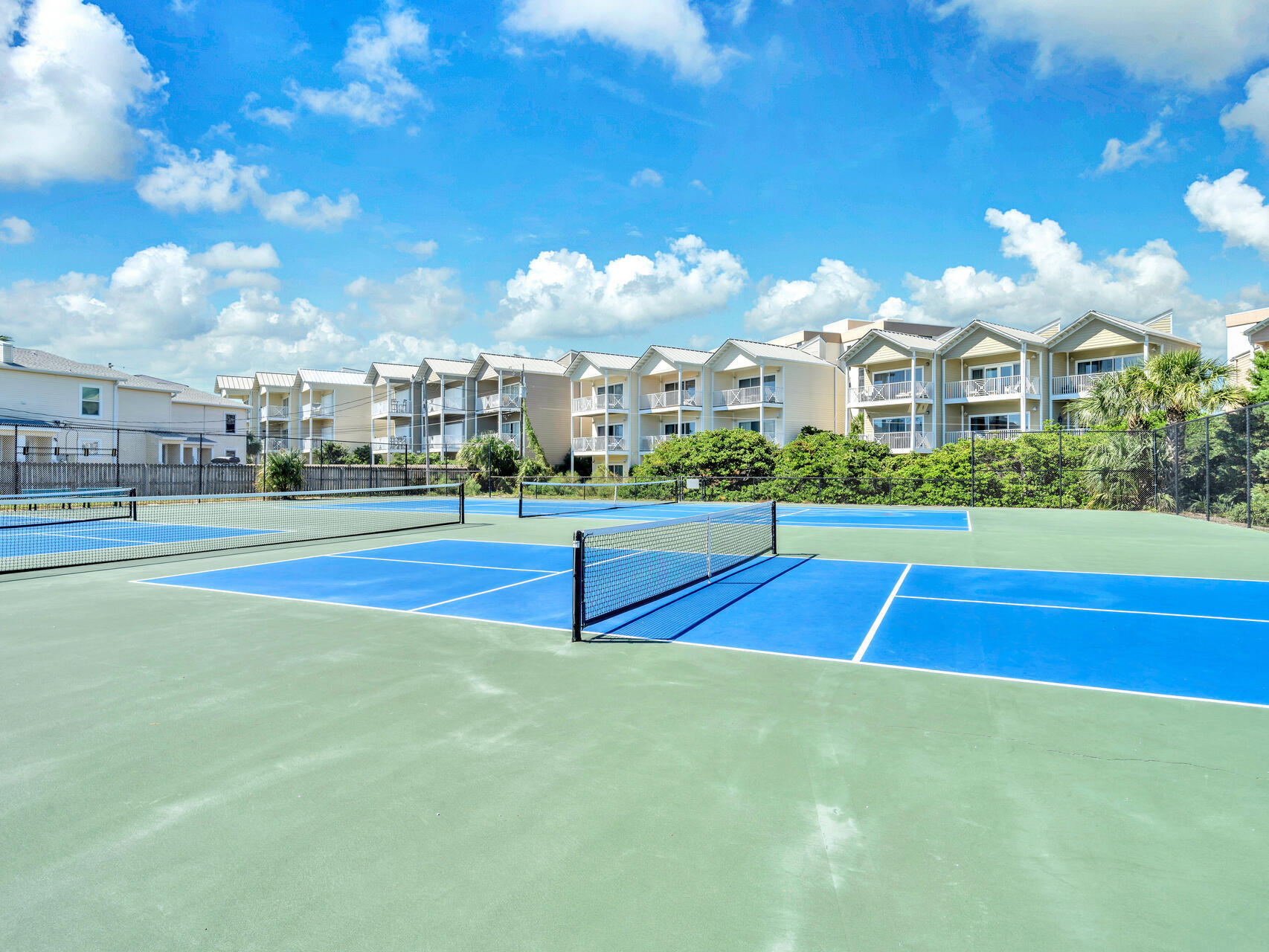 CHATEAU LA MER CONDO 2 - Residential