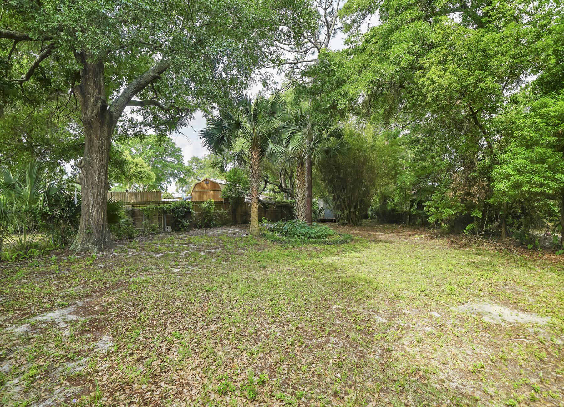 NORTH HILL GARDENS - Residential