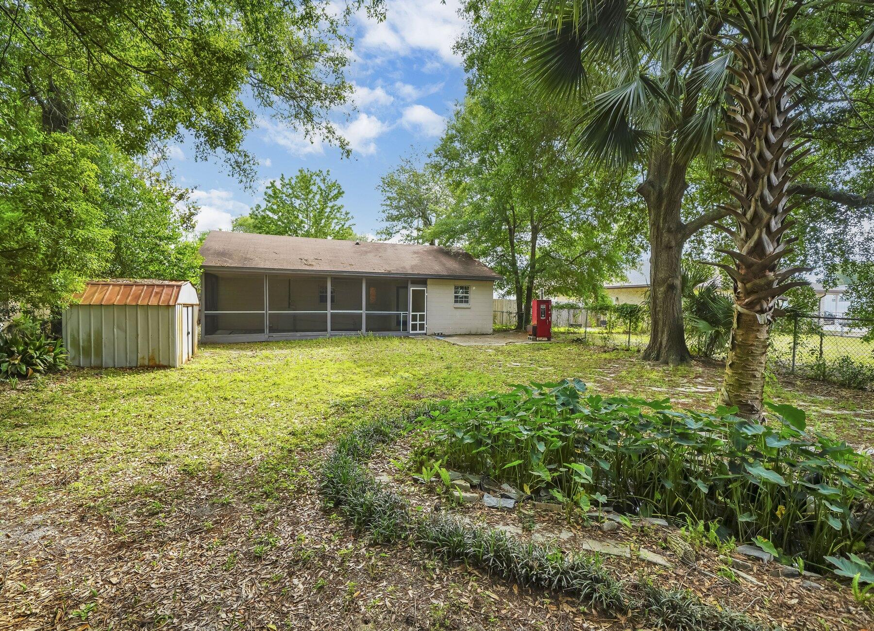 NORTH HILL GARDENS - Residential