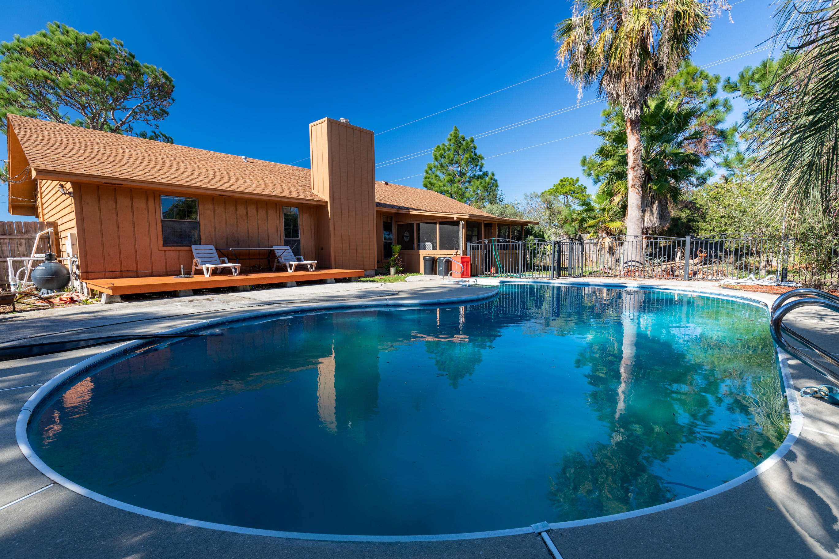 SANDALWOOD - Residential
