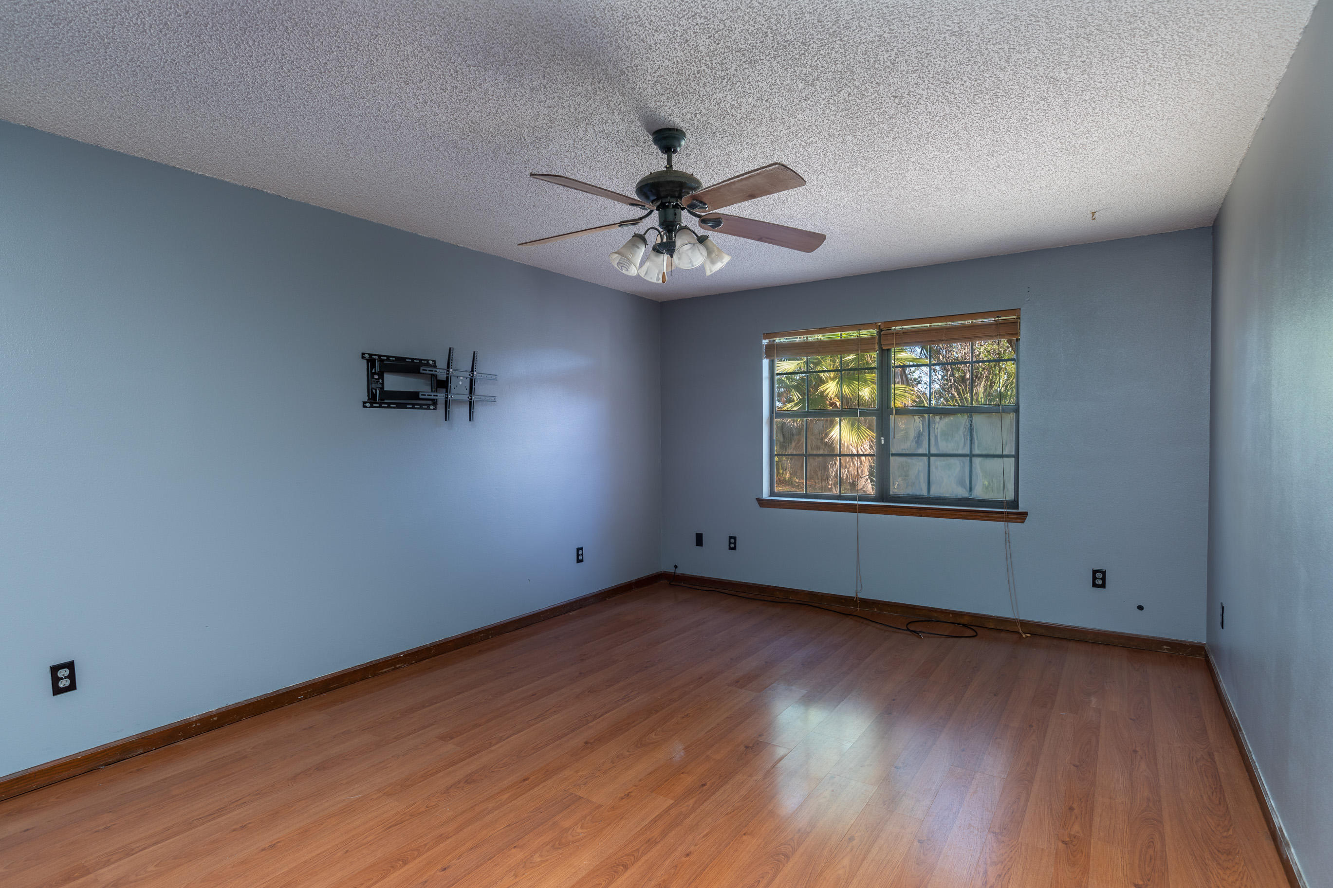 SANDALWOOD - Residential