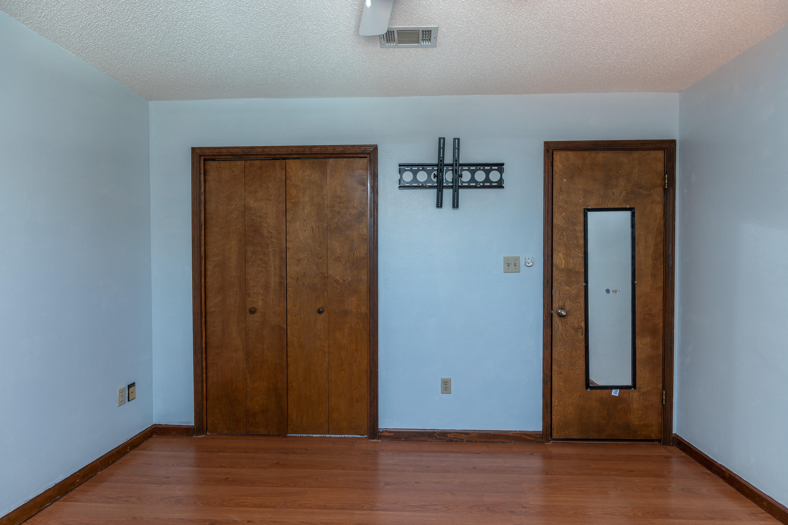 SANDALWOOD - Residential