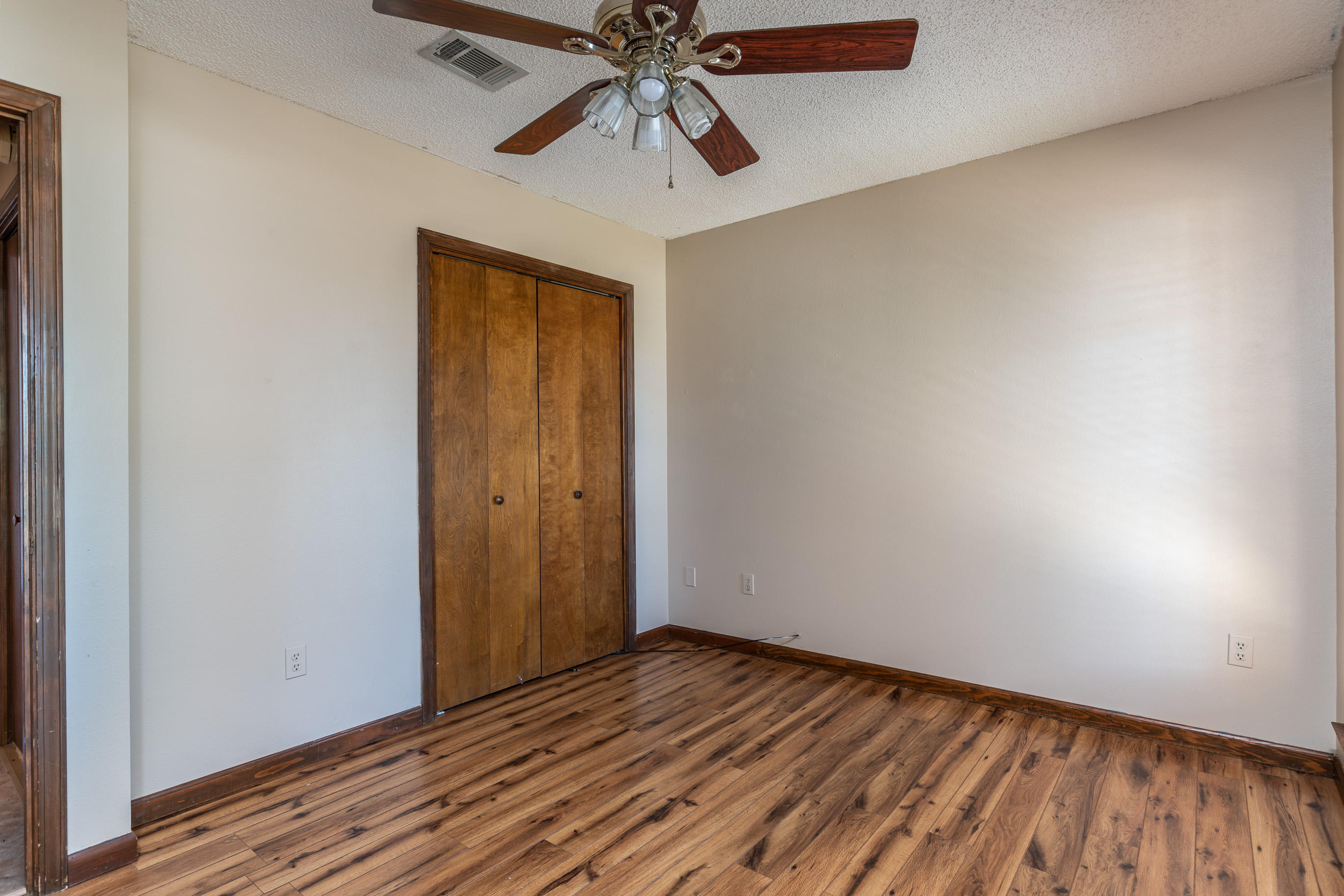 SANDALWOOD - Residential