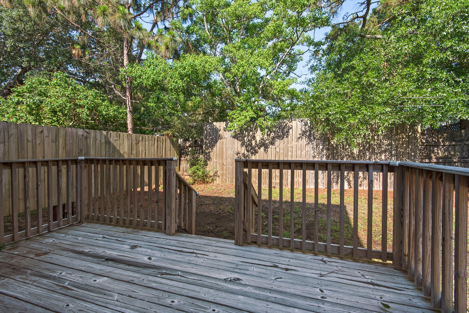 SANTA ROSA OAKS CONDOMINIUM - Residential Lease