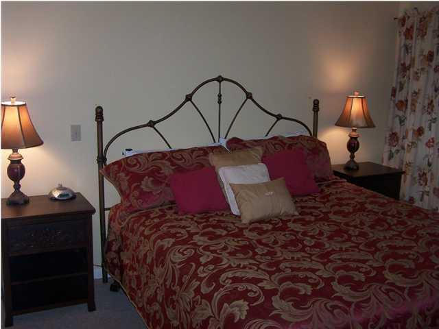 HARBOUR POINT CONDO - Residential Lease