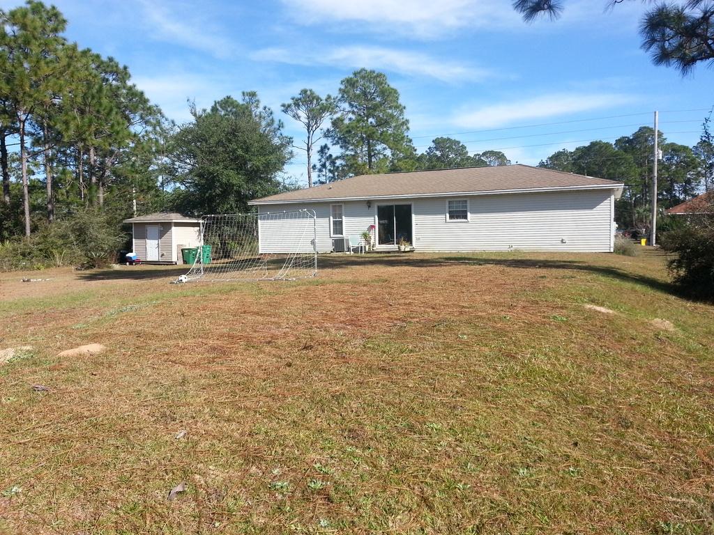 Holley Navarre (District 12) - Farm