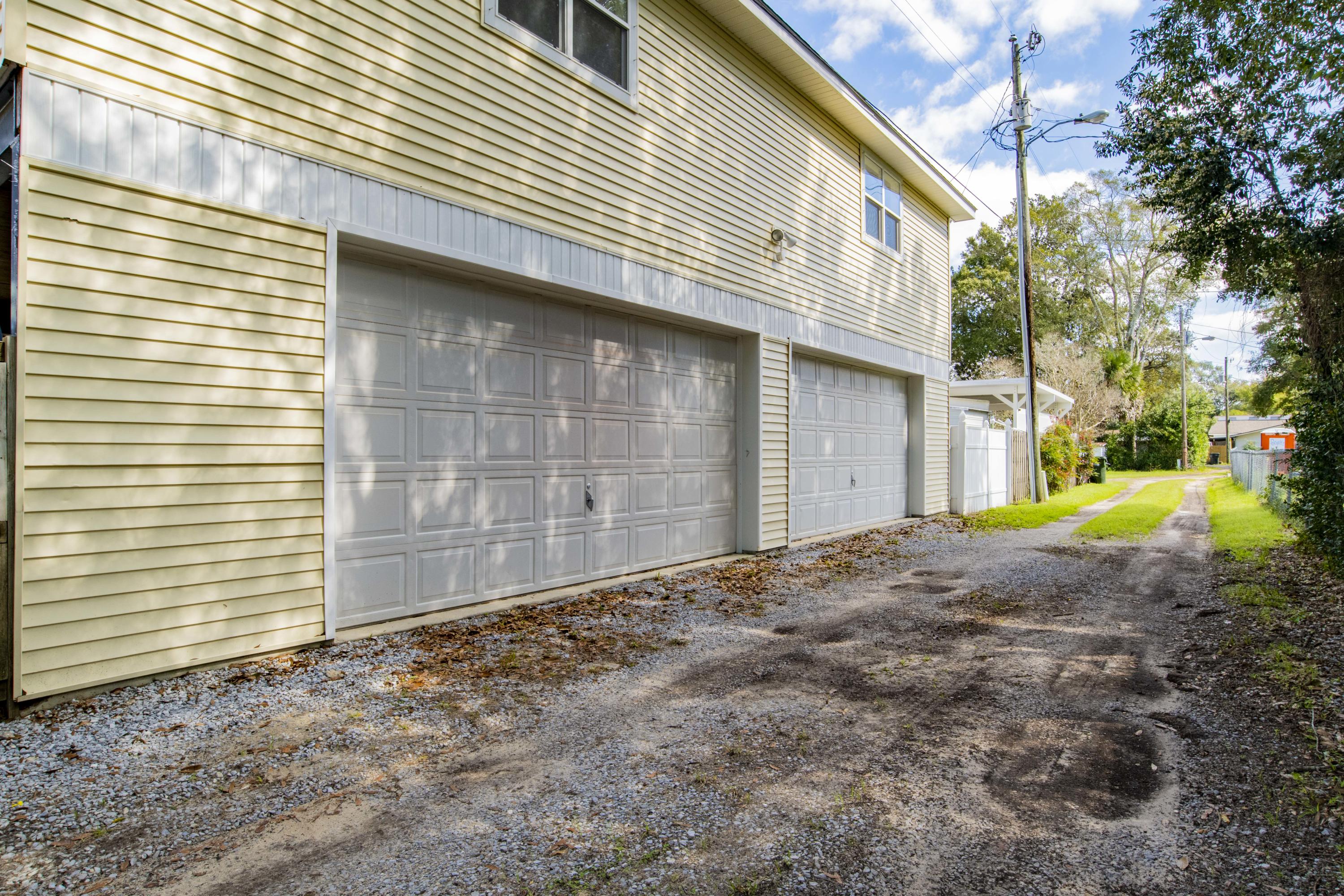 NAVY POINT - Residential