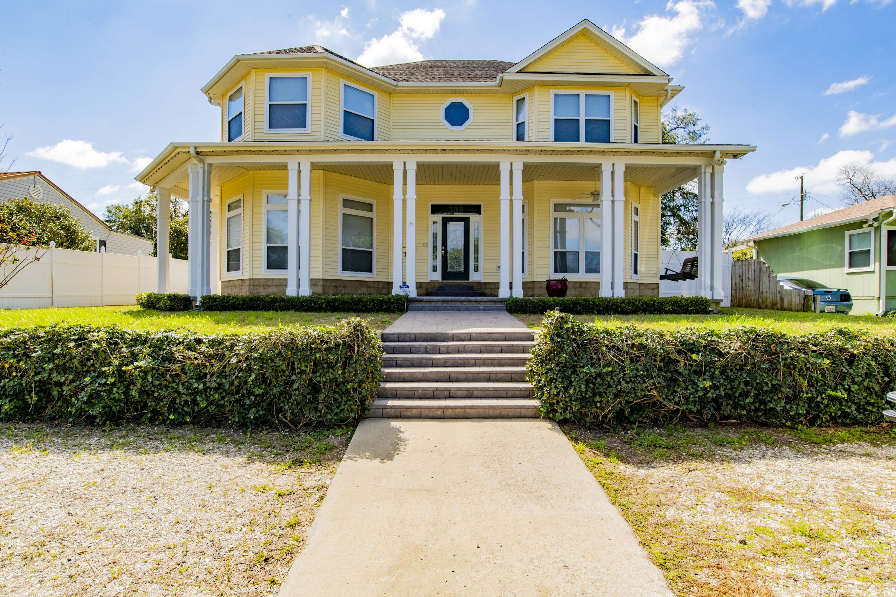 NAVY POINT - Residential