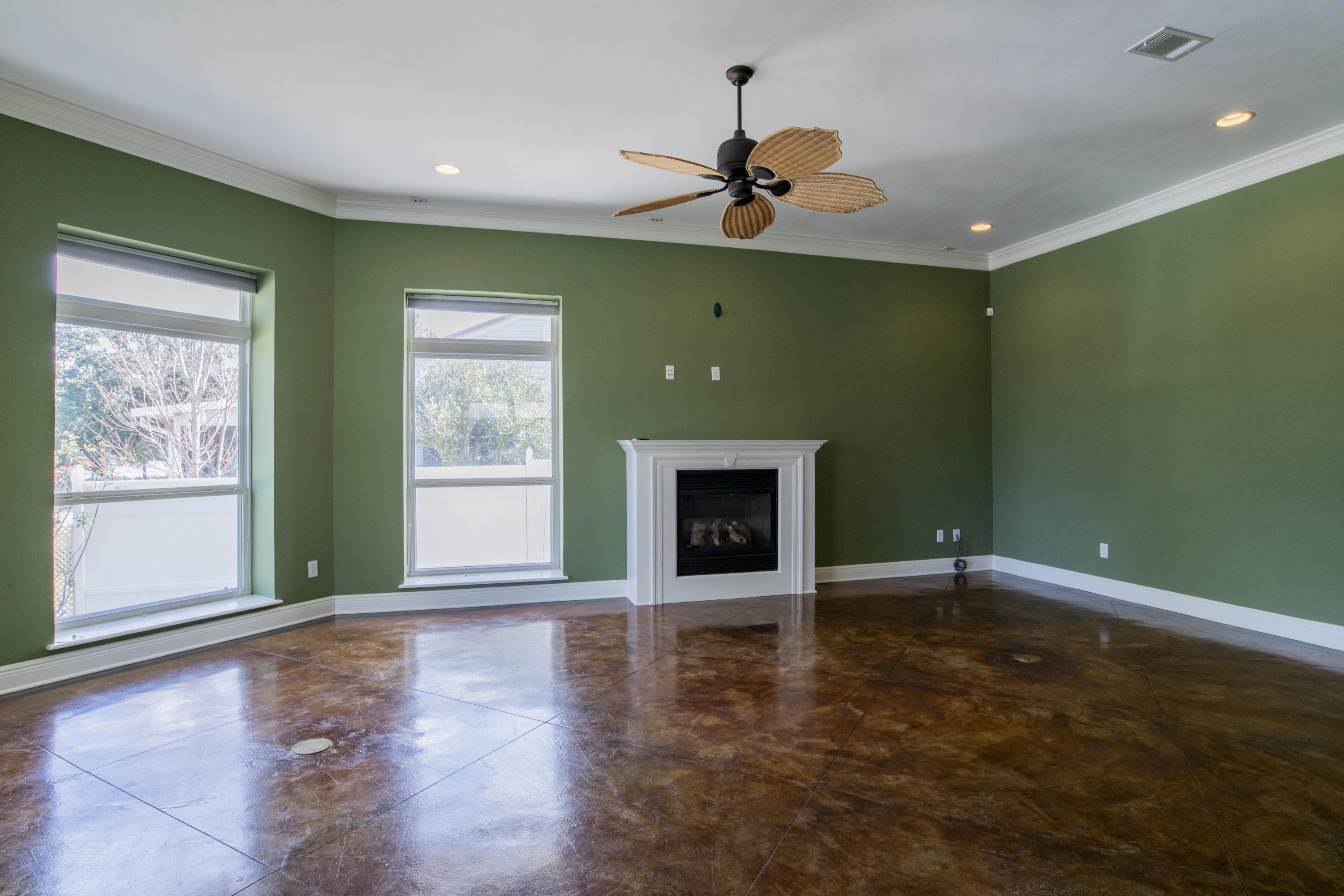 NAVY POINT - Residential