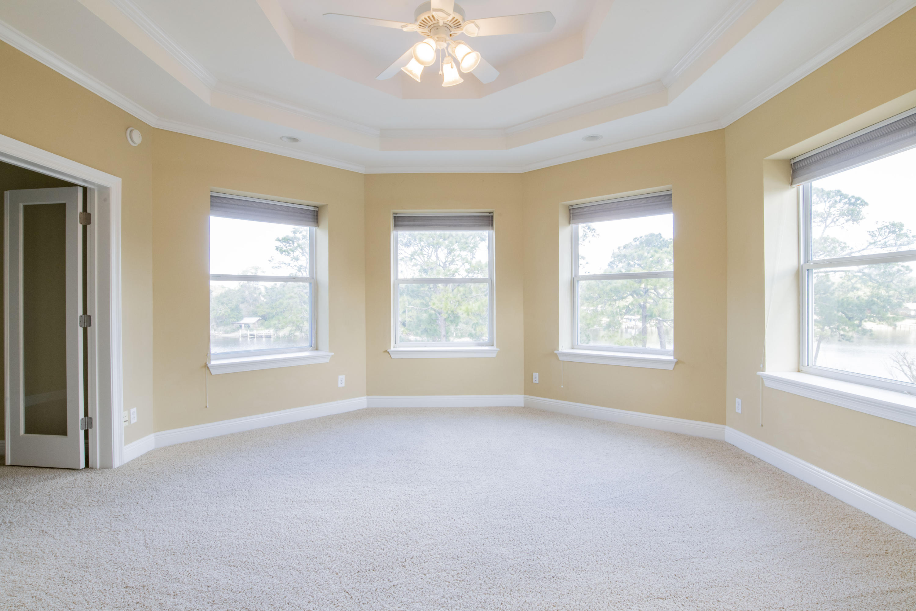 NAVY POINT - Residential