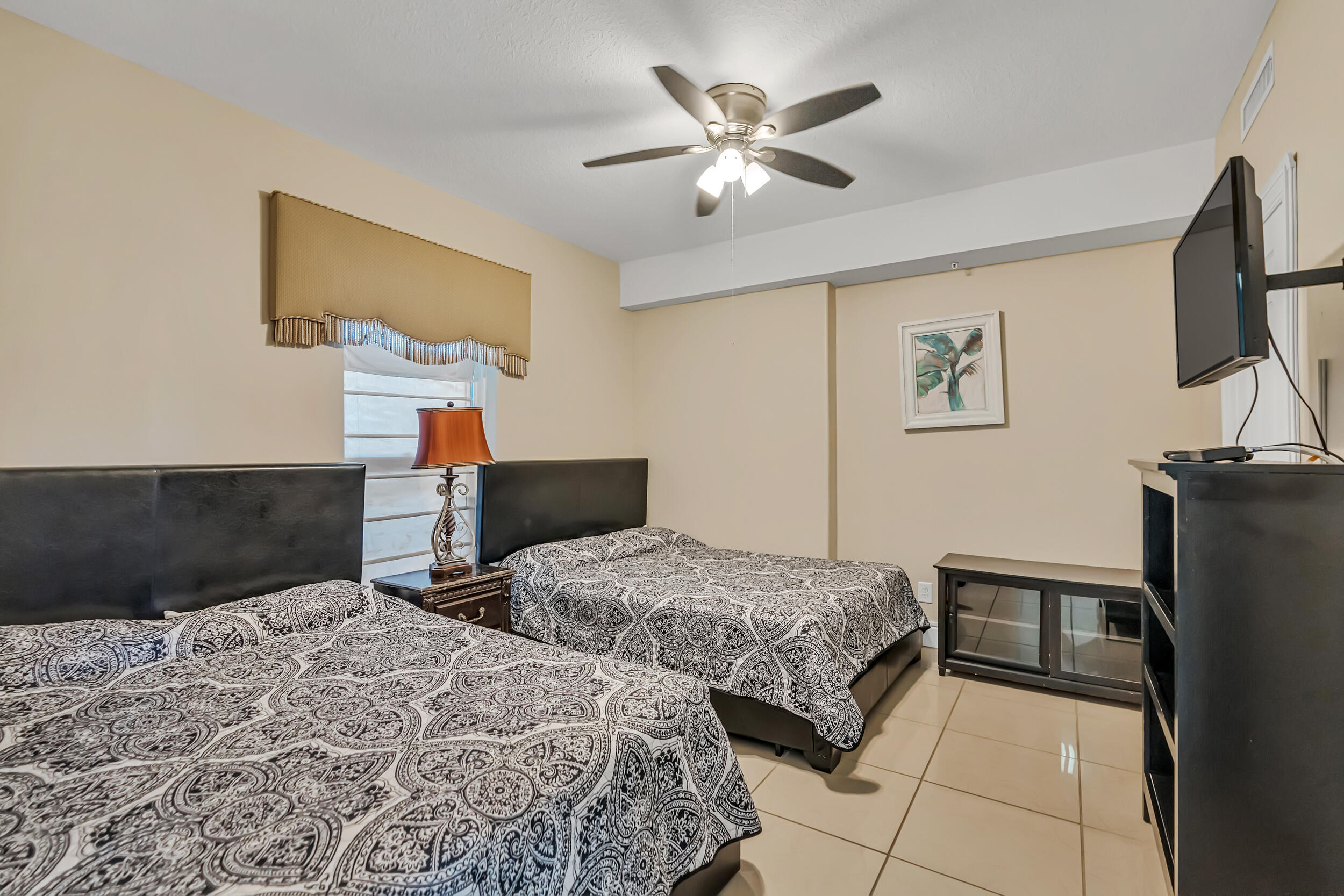 OCEAN REEF - Residential