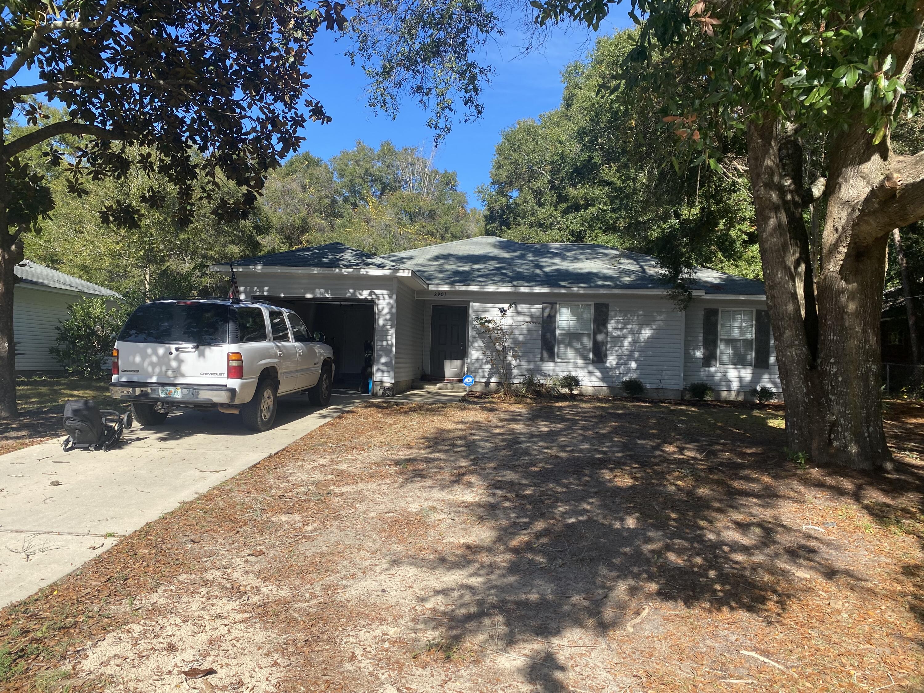 OAKDALE MINI FARMS RESUB LOT 11 & 12 - Residential