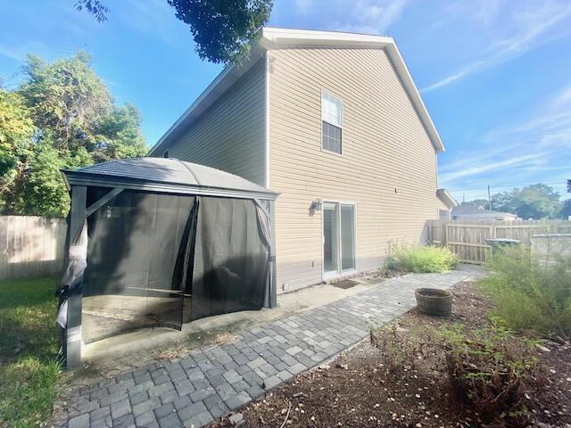 CHATELAINE ESTATES S/D - Residential Lease