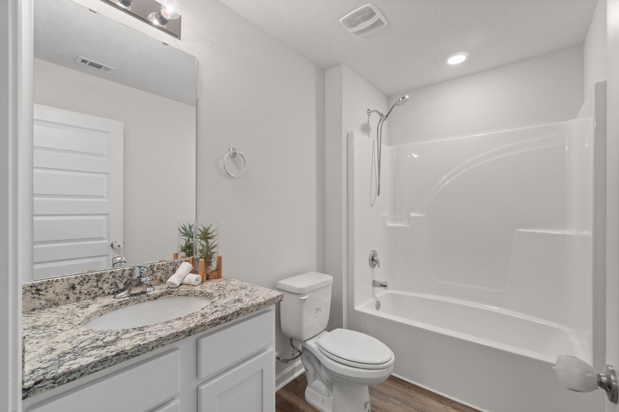 HOMEWOOD EST - Residential