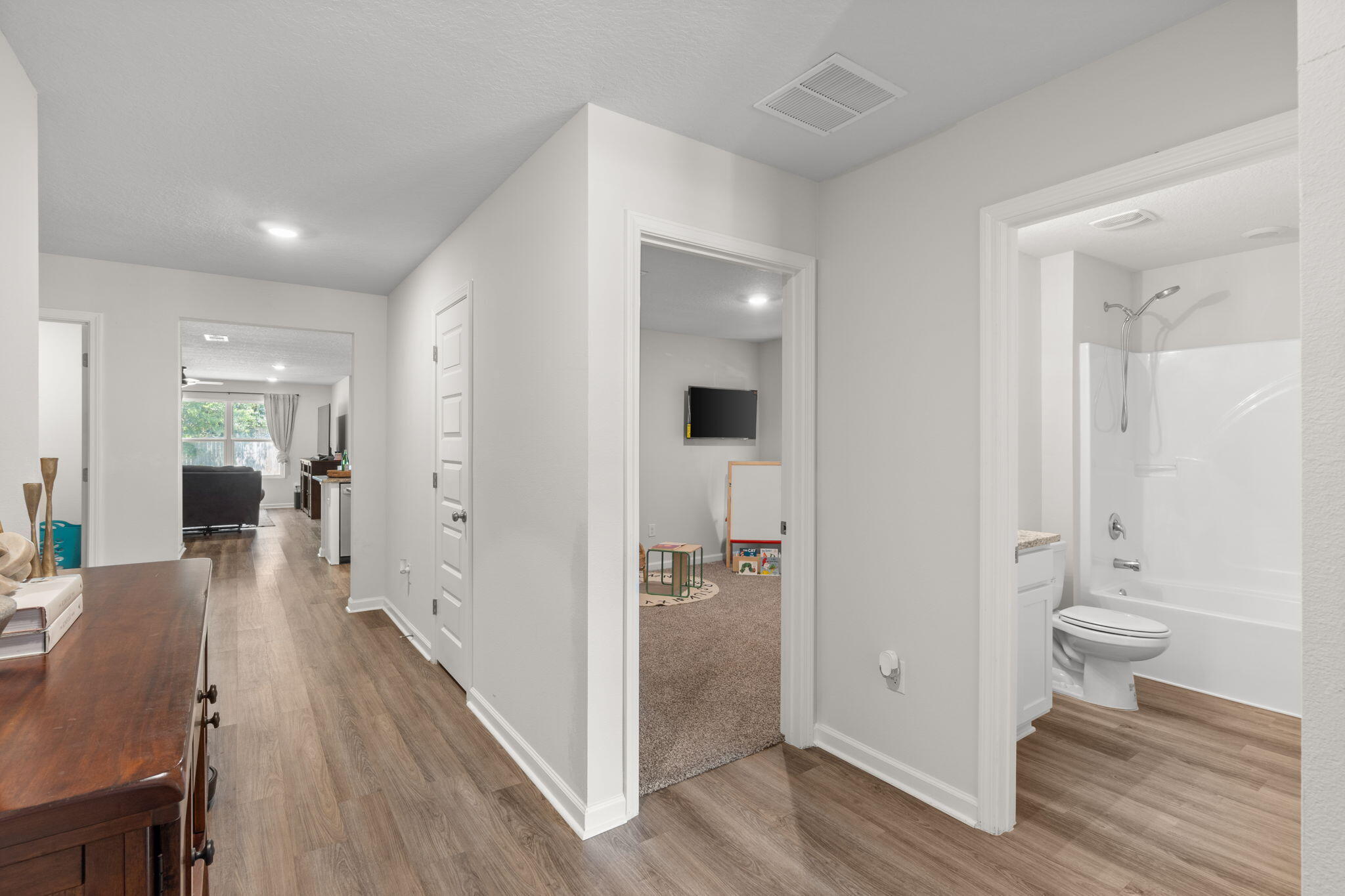 HOMEWOOD EST - Residential