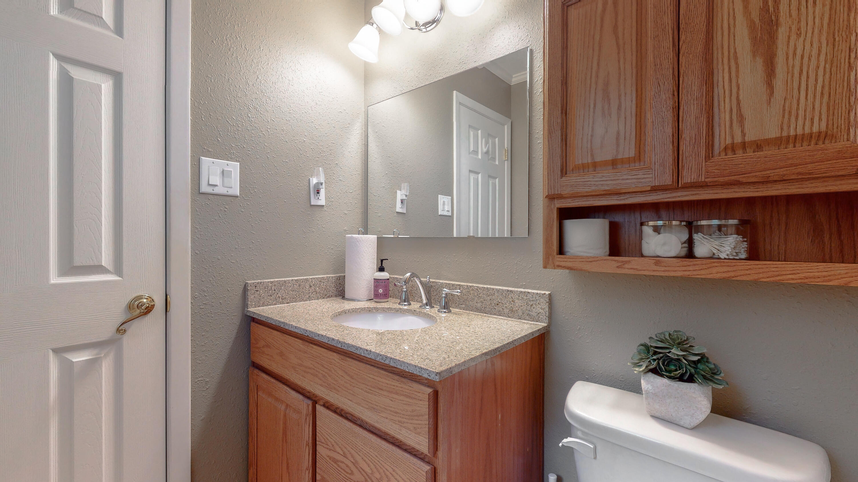 COLLEGE WOOD - Residential