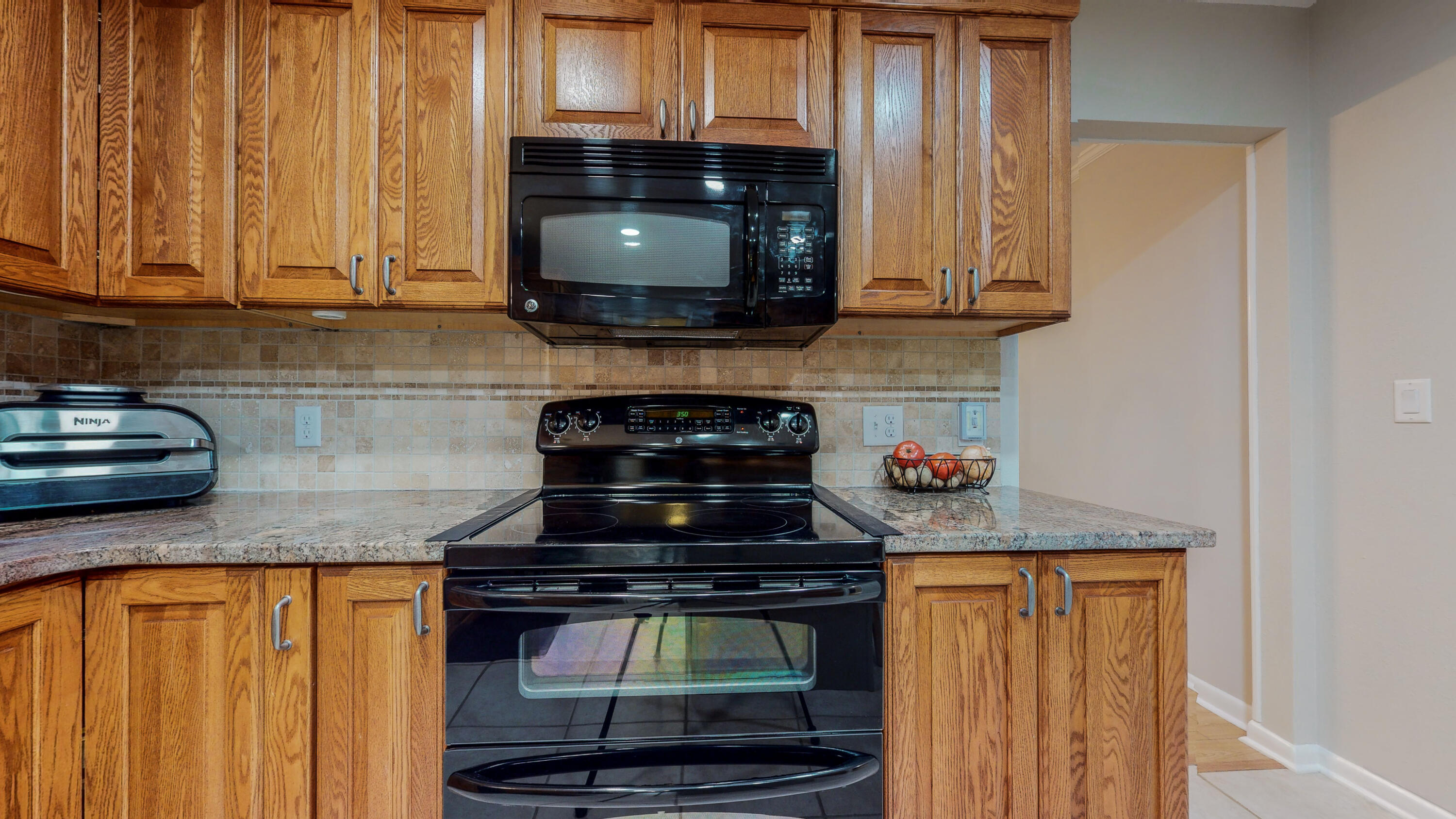 COLLEGE WOOD - Residential