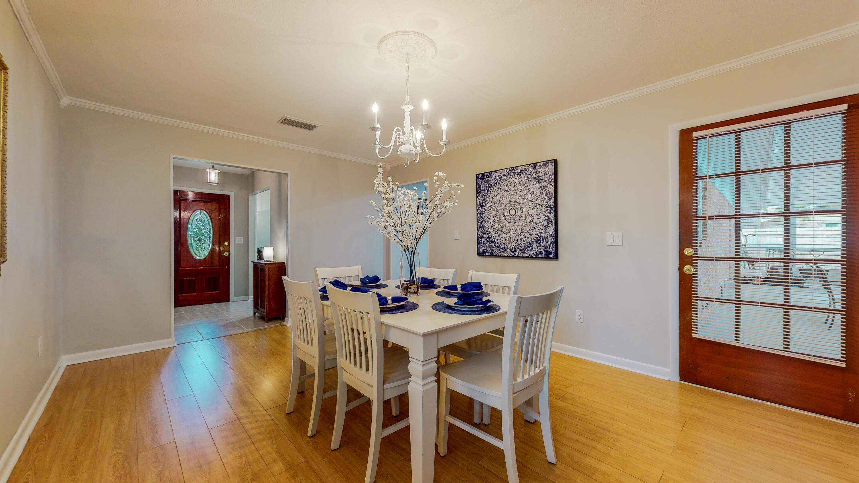 COLLEGE WOOD - Residential