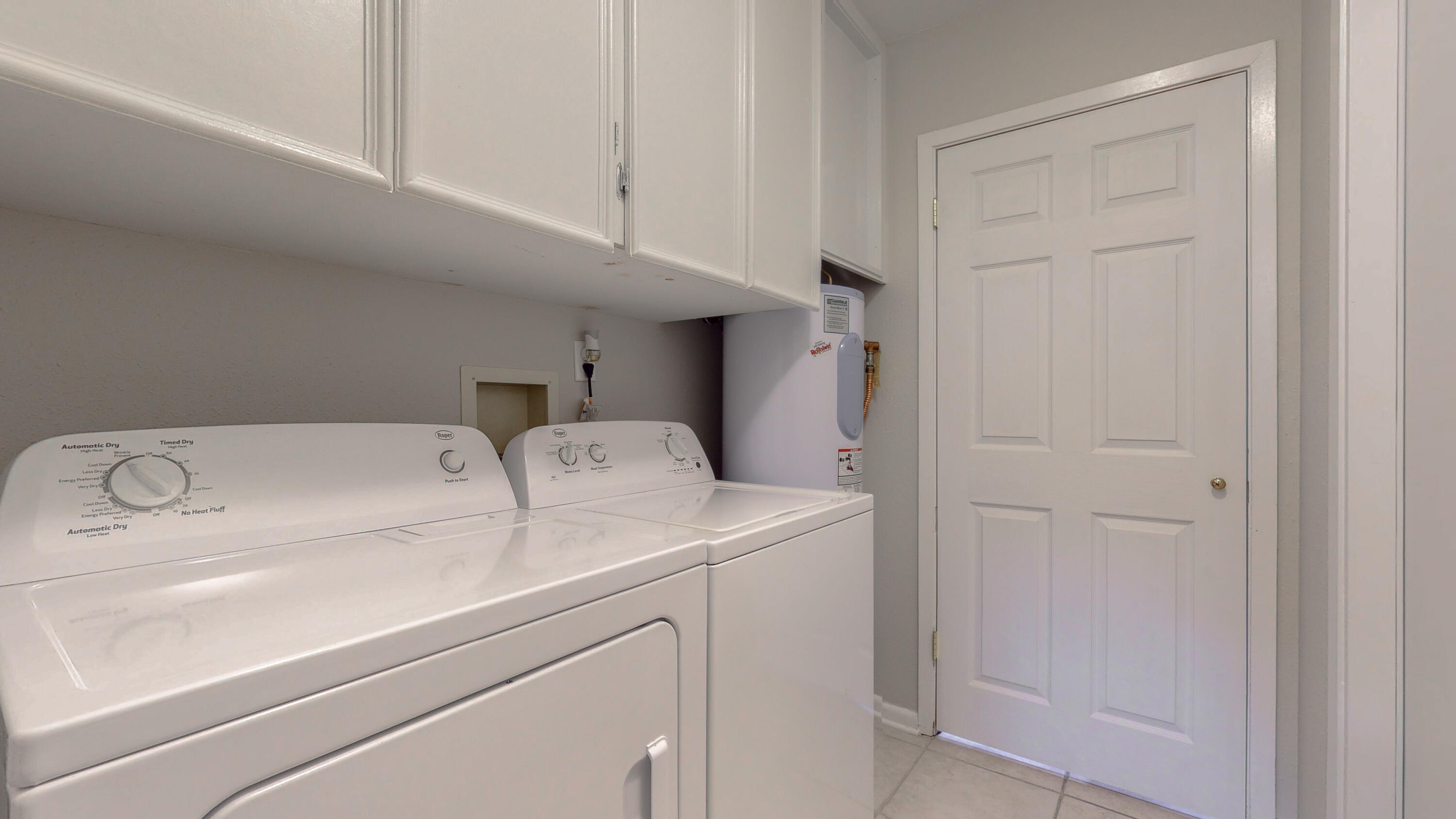 COLLEGE WOOD - Residential