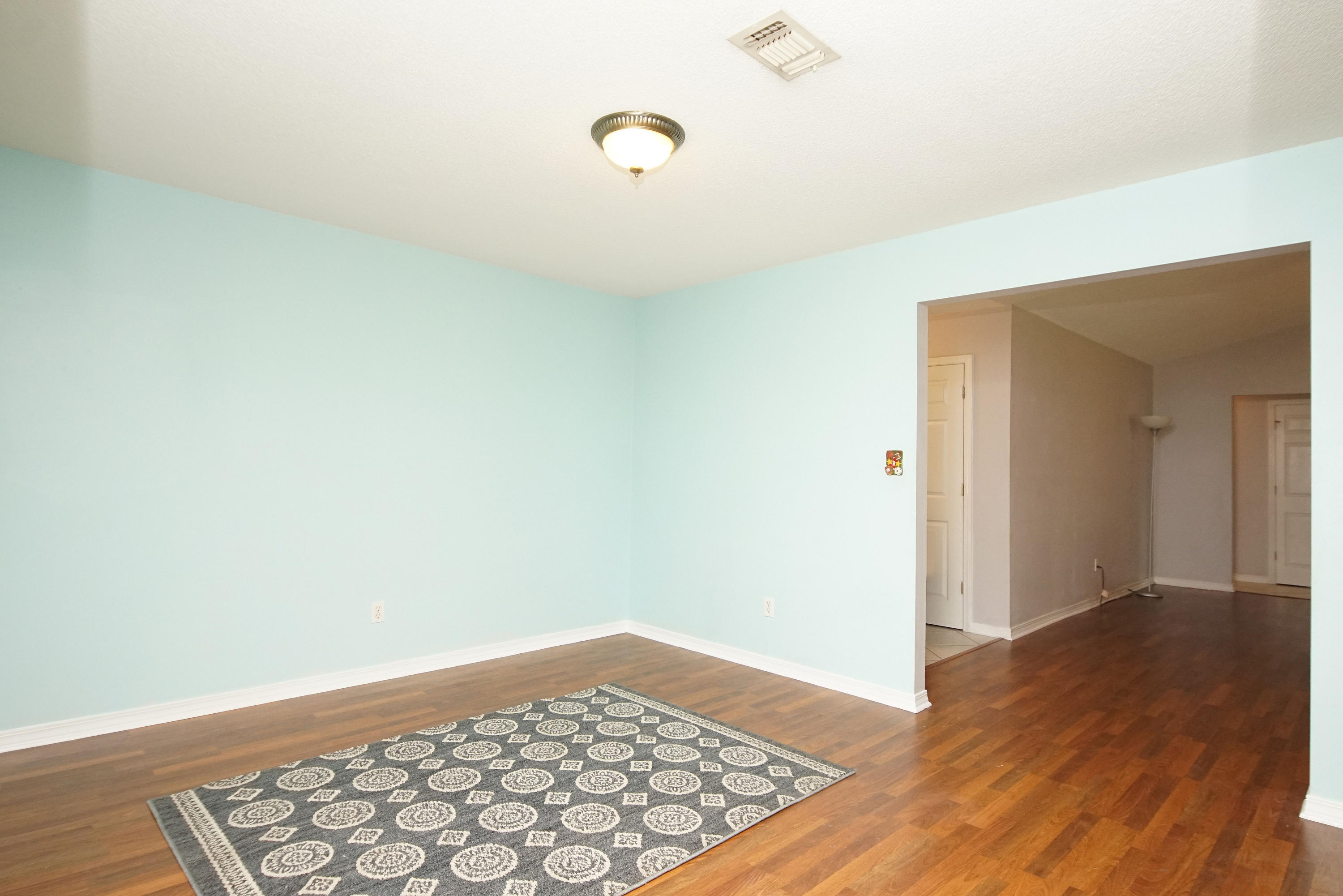 MARTHAS COVE 1ST ADDN - Residential