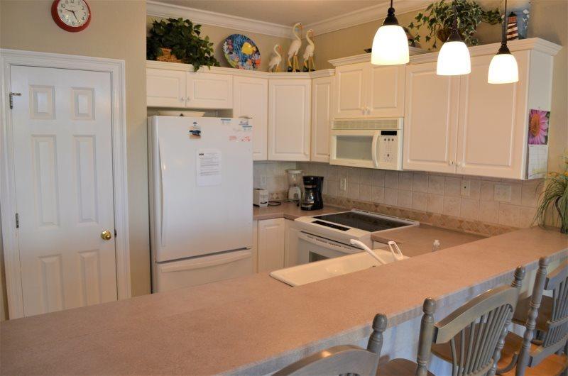 DUNE BREEZE VILLAS - Residential