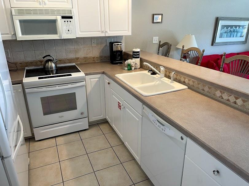 DUNE BREEZE VILLAS - Residential