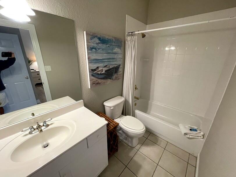 DUNE BREEZE VILLAS - Residential