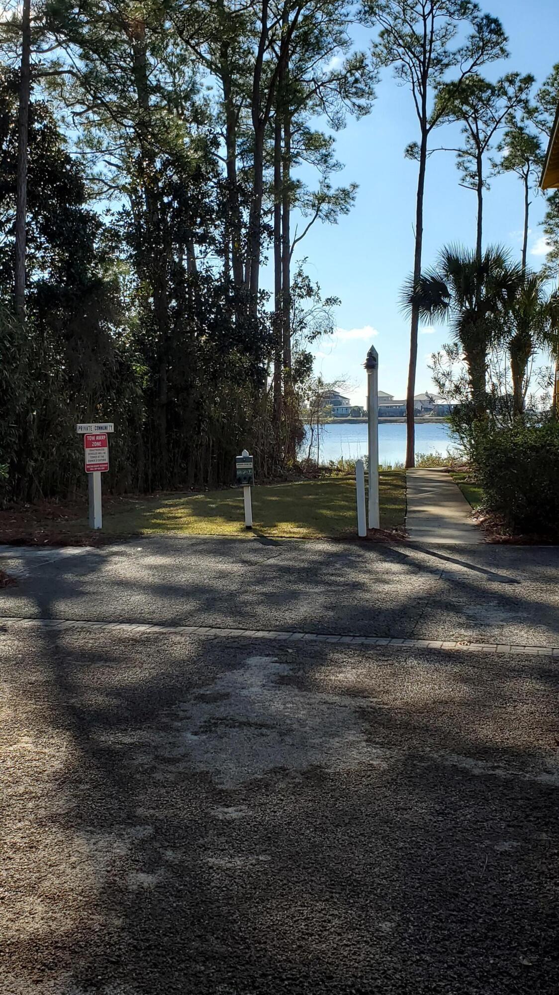 DUNE BREEZE VILLAS - Residential