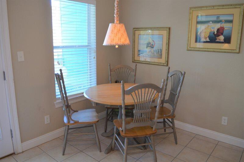 DUNE BREEZE VILLAS - Residential