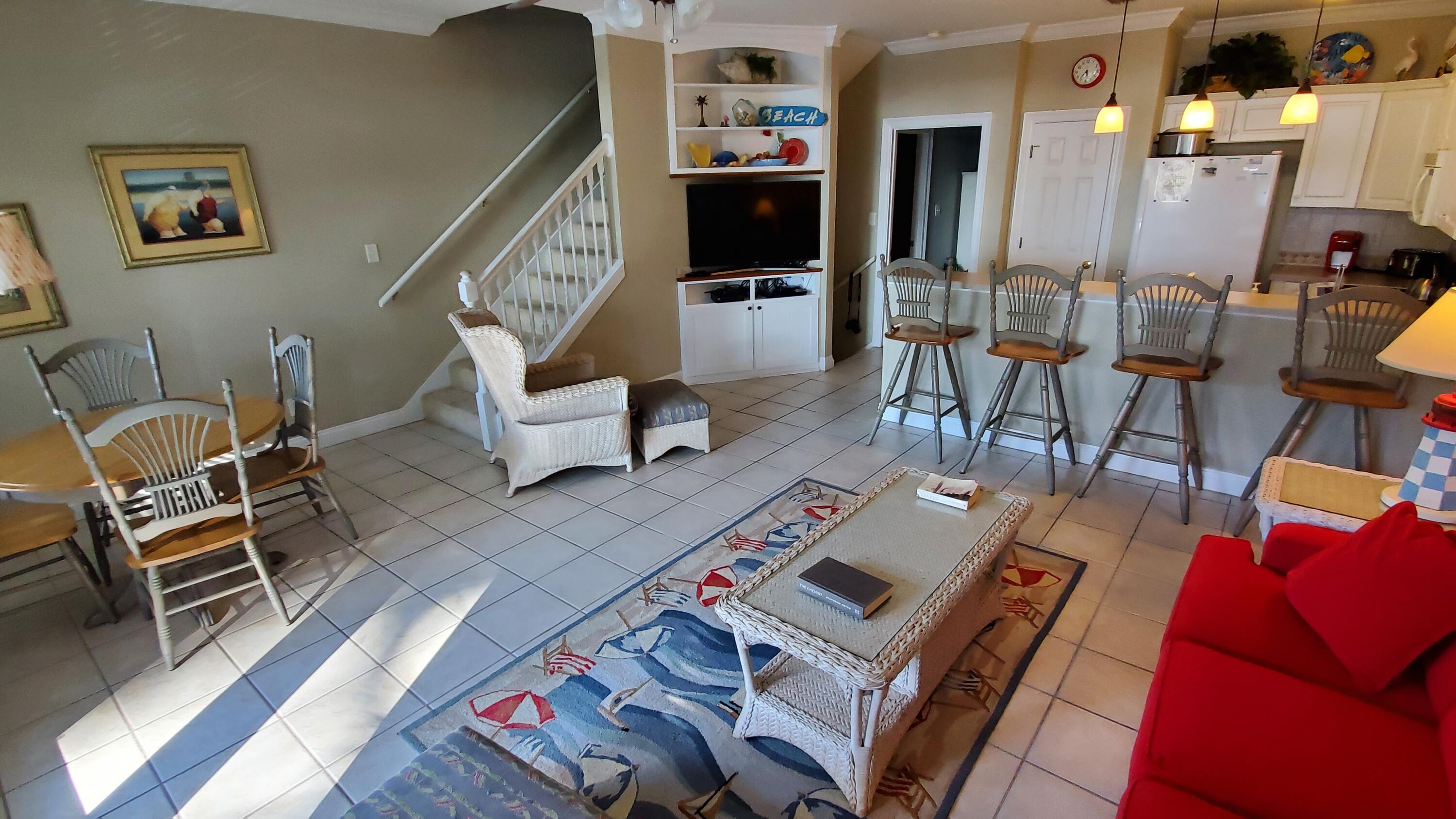 DUNE BREEZE VILLAS - Residential