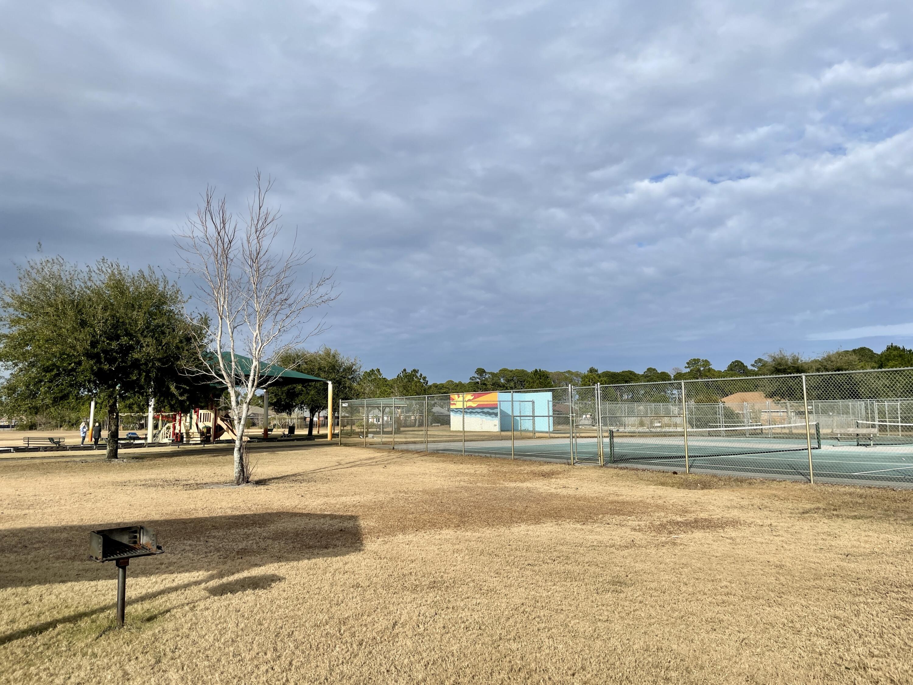 DRIFTWOOD ESTATES - Residential