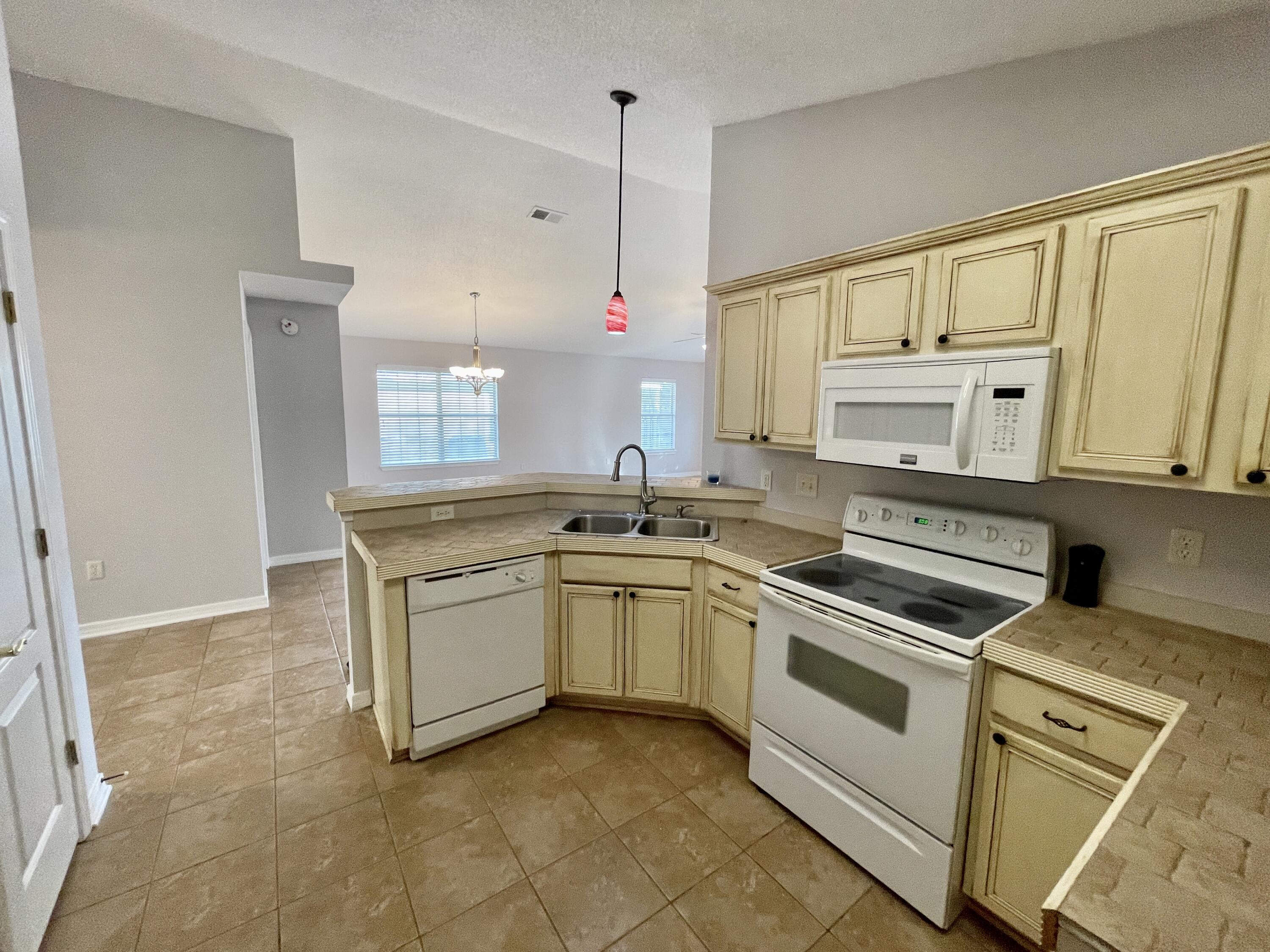 DRIFTWOOD ESTATES - Residential