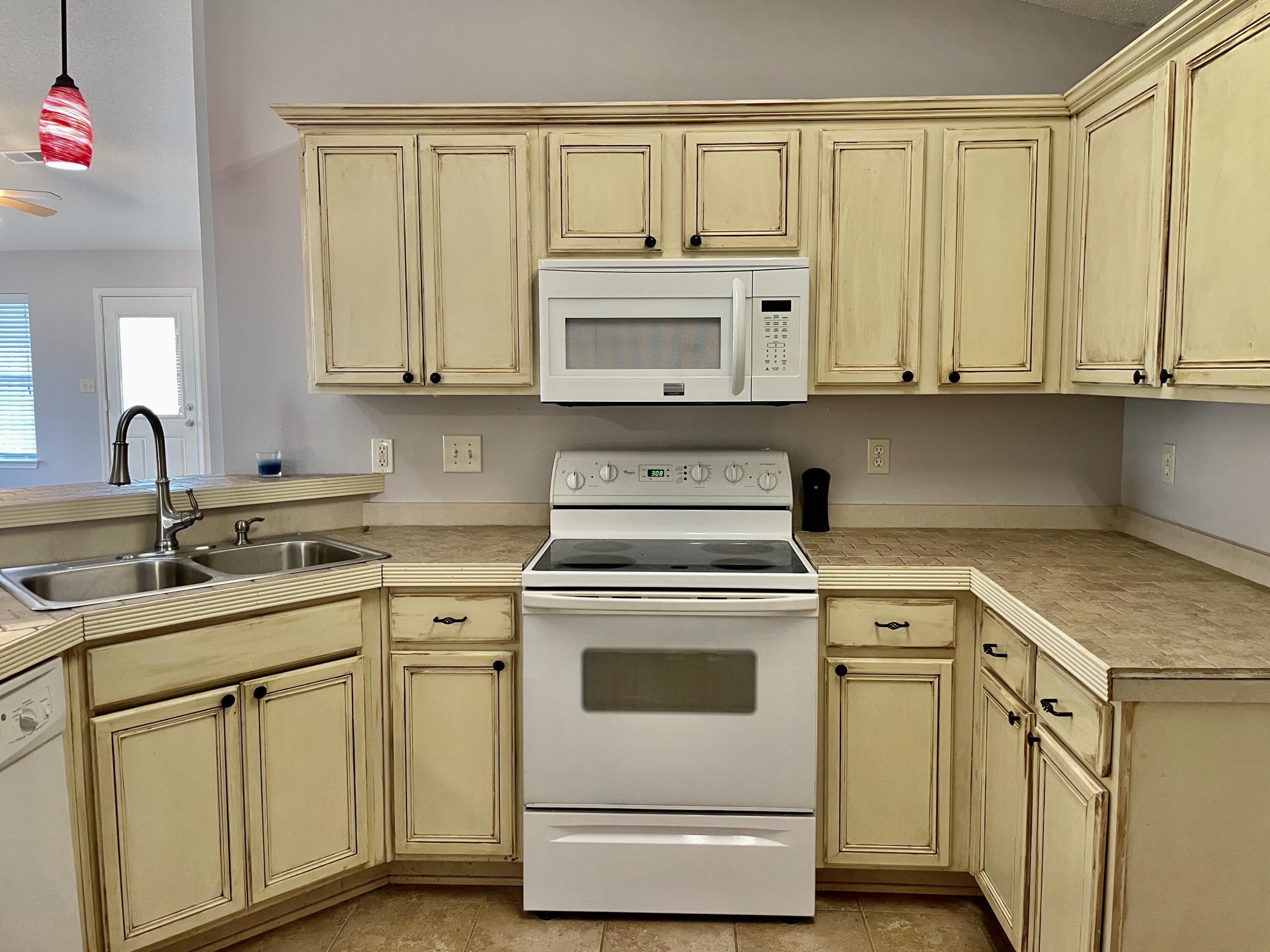 DRIFTWOOD ESTATES - Residential