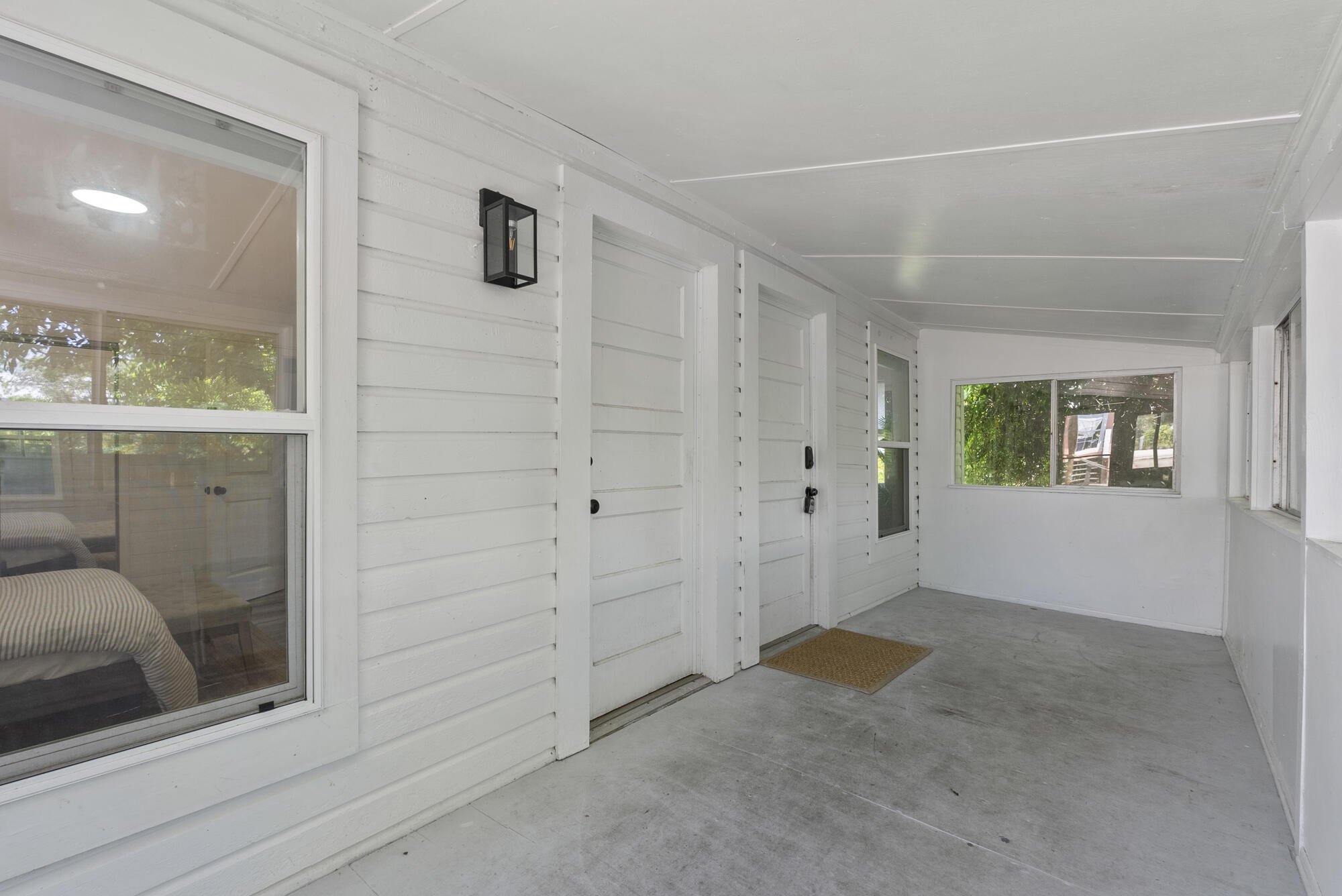 SUNNYSIDE - Residential