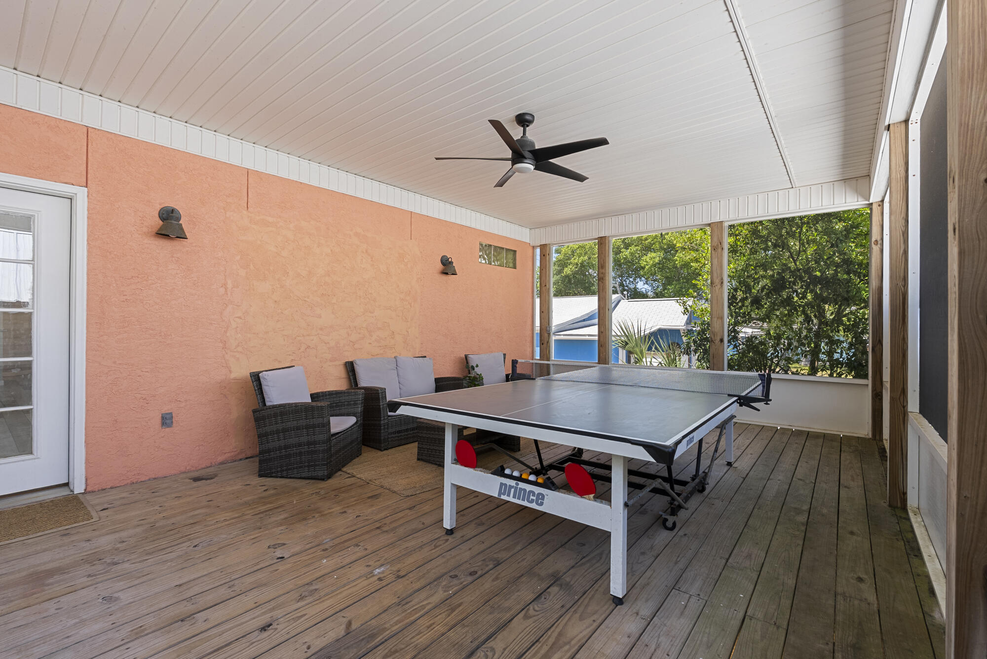 SUNNYSIDE - Residential
