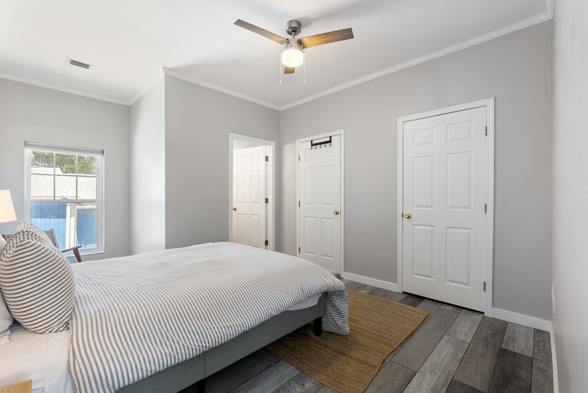 SUNNYSIDE - Residential