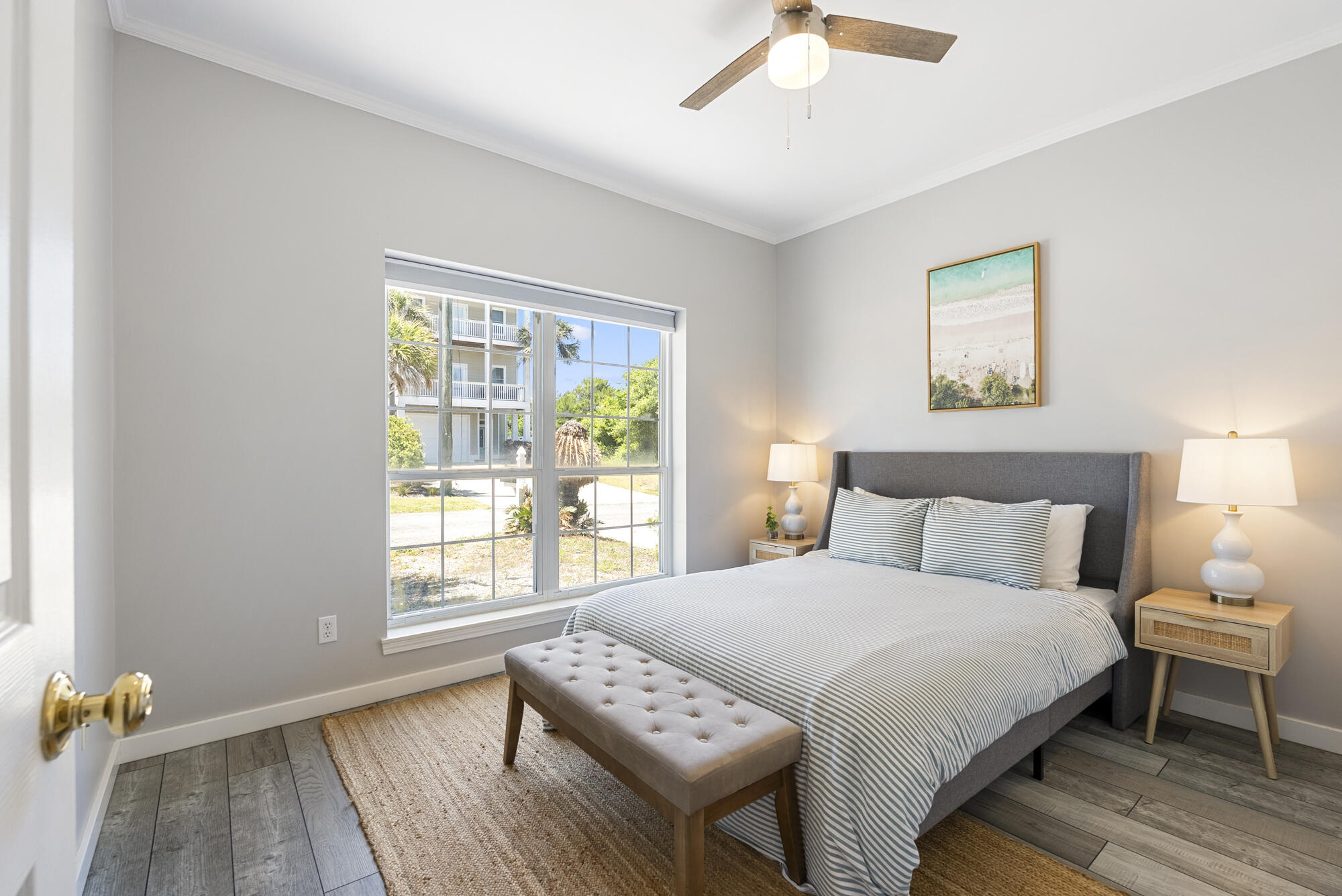 SUNNYSIDE - Residential